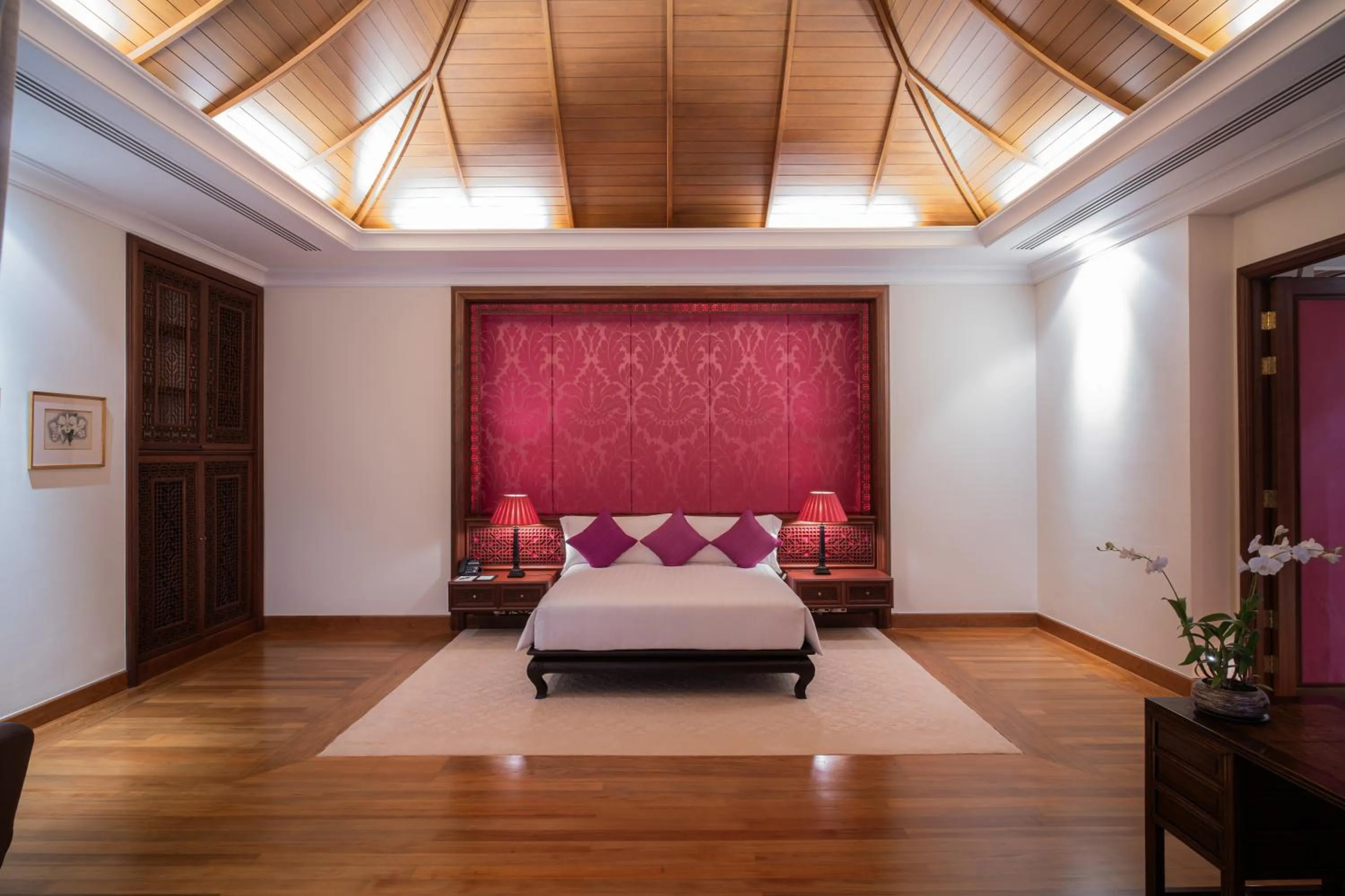 Bed in Trisara Villas & Residences Phuket