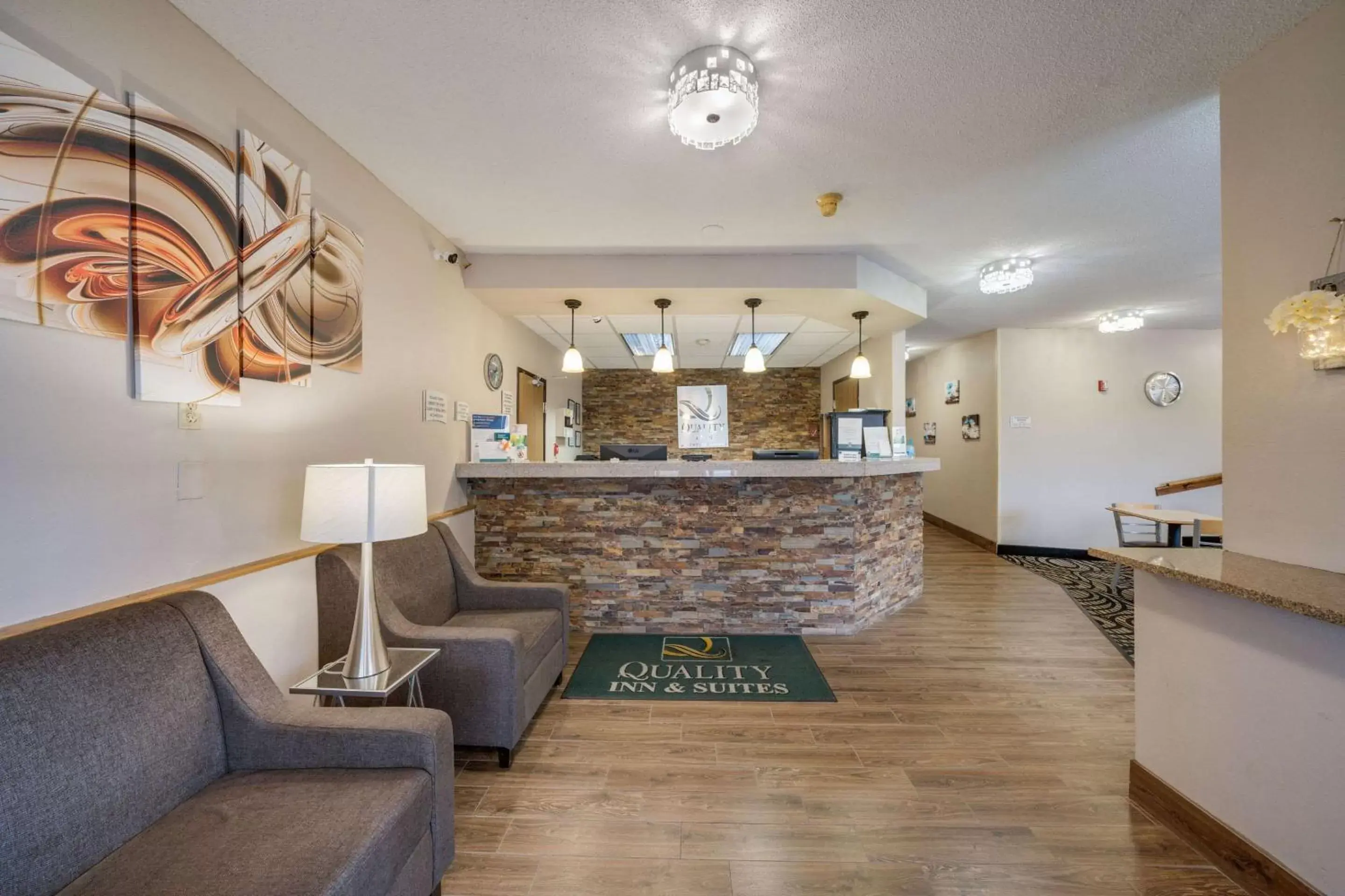 Lobby or reception in Quality Inn & Suites South