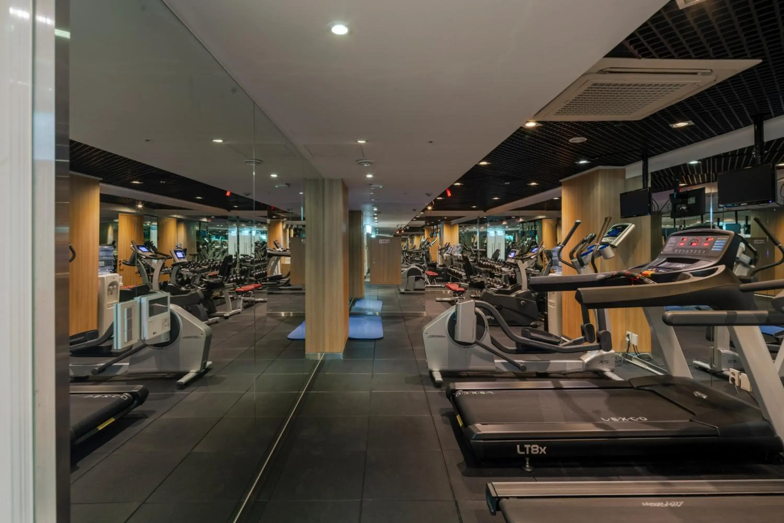Fitness centre/facilities, Fitness Center/Facilities in Centermark Hotel Seoul