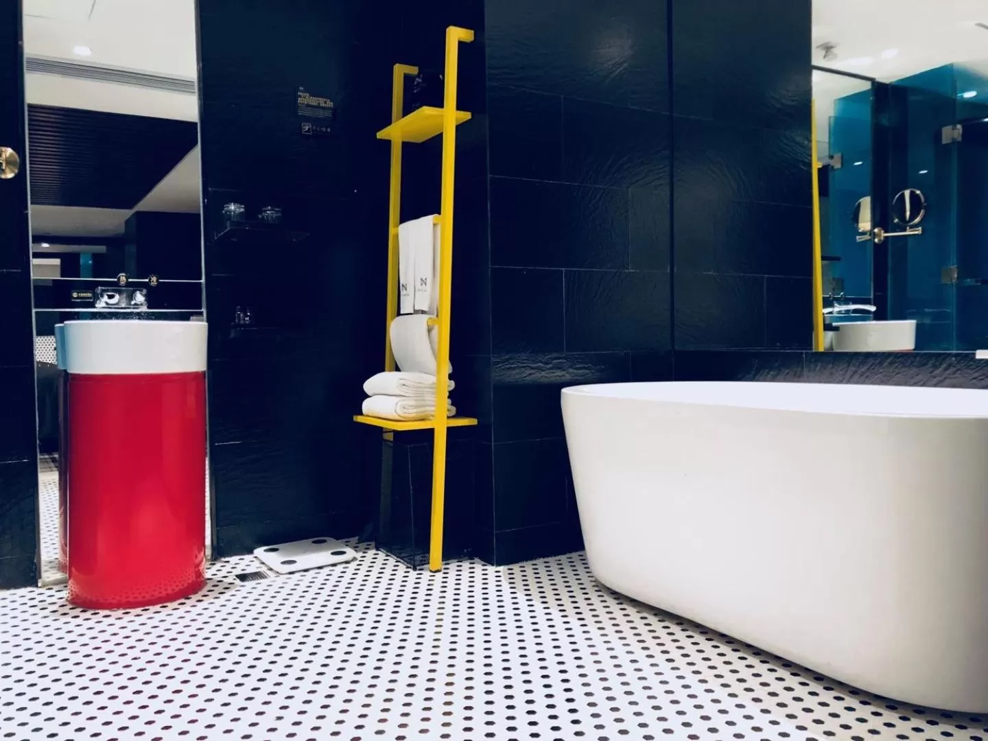 Bathroom in Likto Hotel-Free Shuttle Bus to Canton Fair