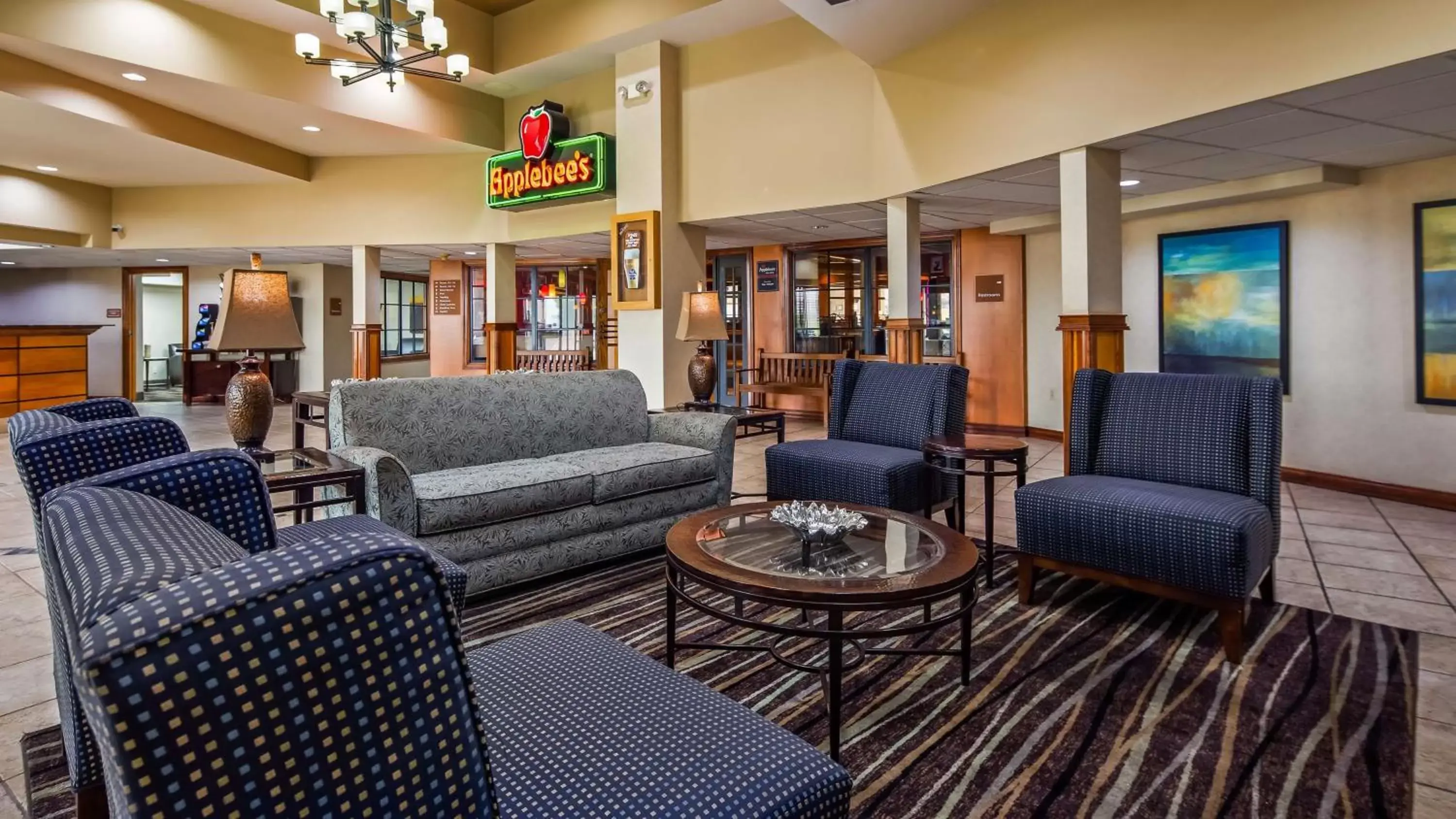 Lobby or reception, Seating Area in Best Western Plus York Hotel and Conference Center
