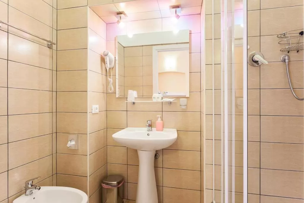 Bathroom in Vatican Town