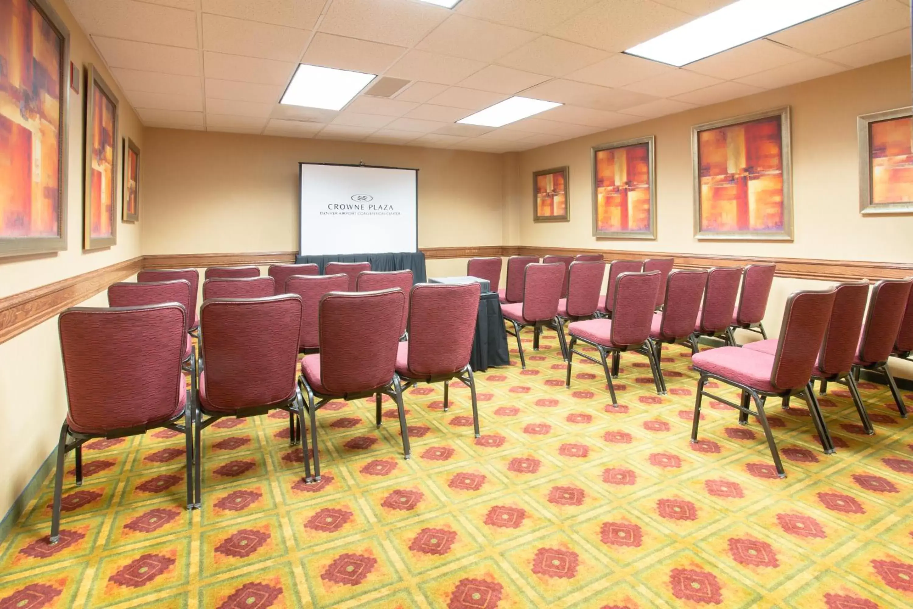 Meeting/conference room in Crowne Plaza Denver International Airport, an IHG Hotel