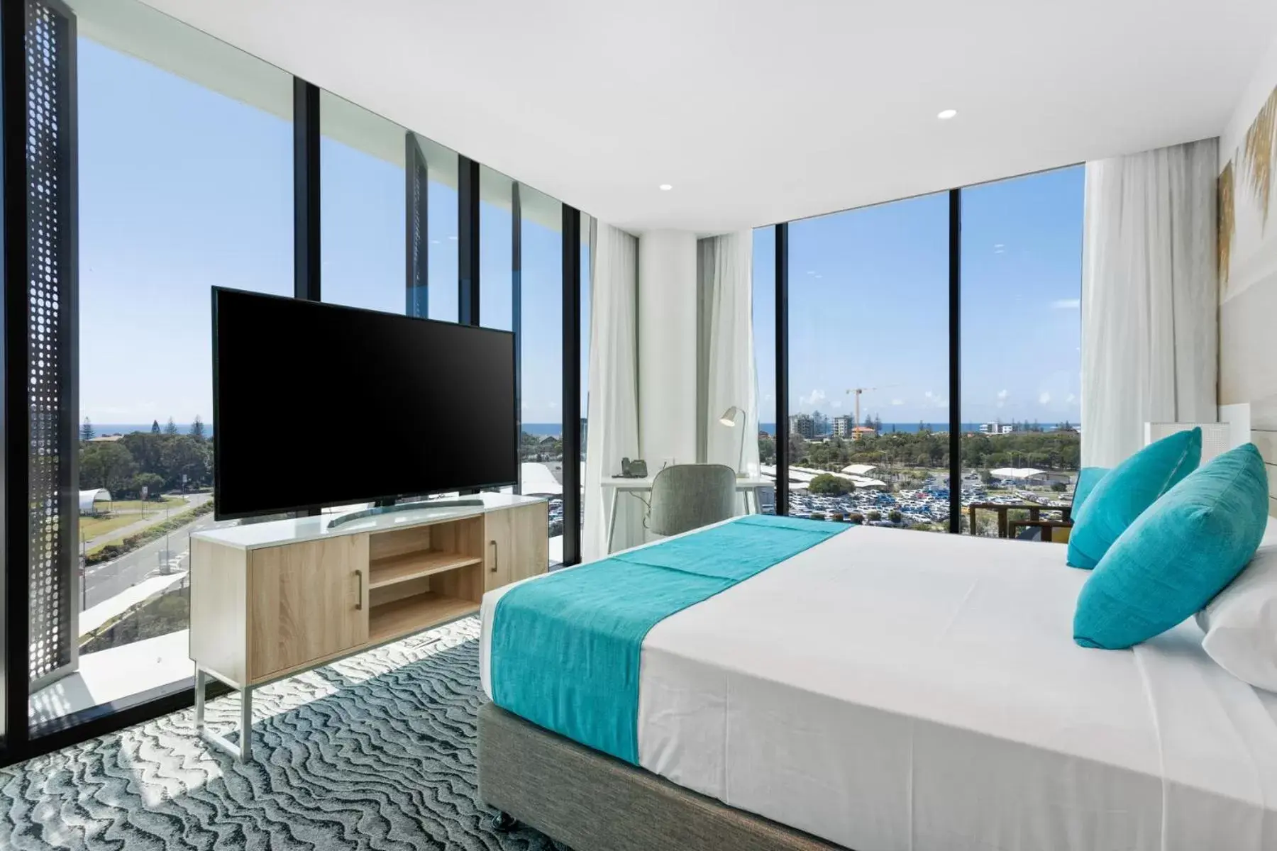 Photo of the whole room, TV/Entertainment Center in Rydges Gold Coast Airport