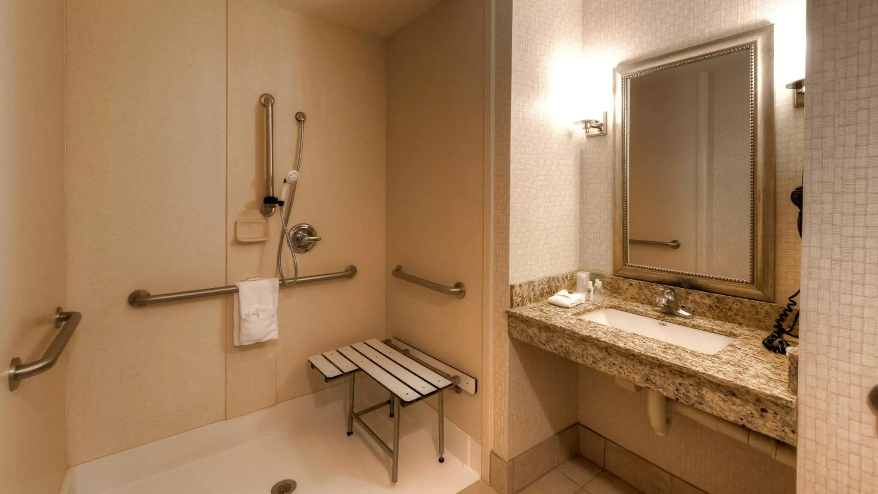 Photo of the whole room, Bathroom in Holiday Inn North Quail Springs, an IHG Hotel