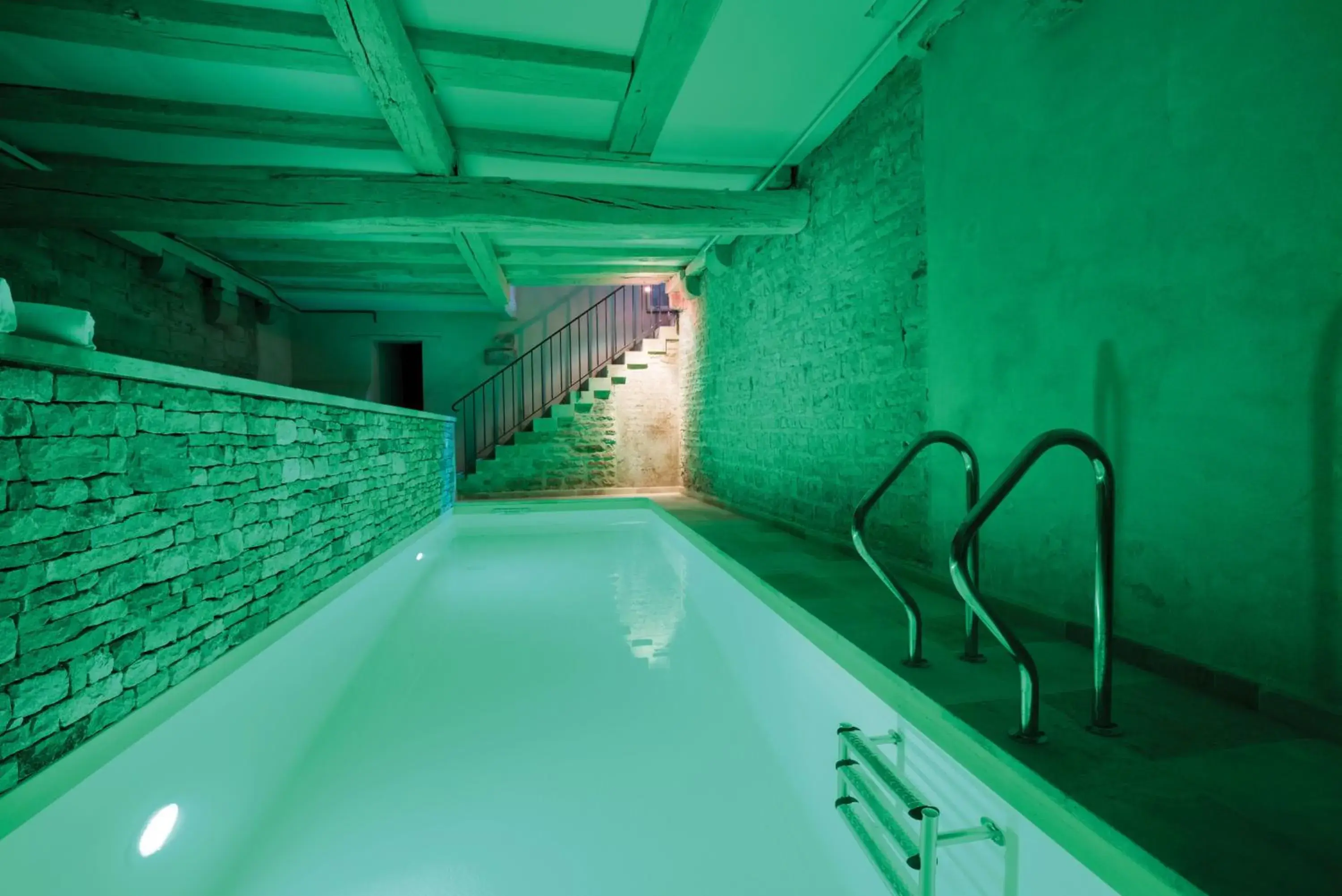 Swimming Pool in Abbaye de Maizières