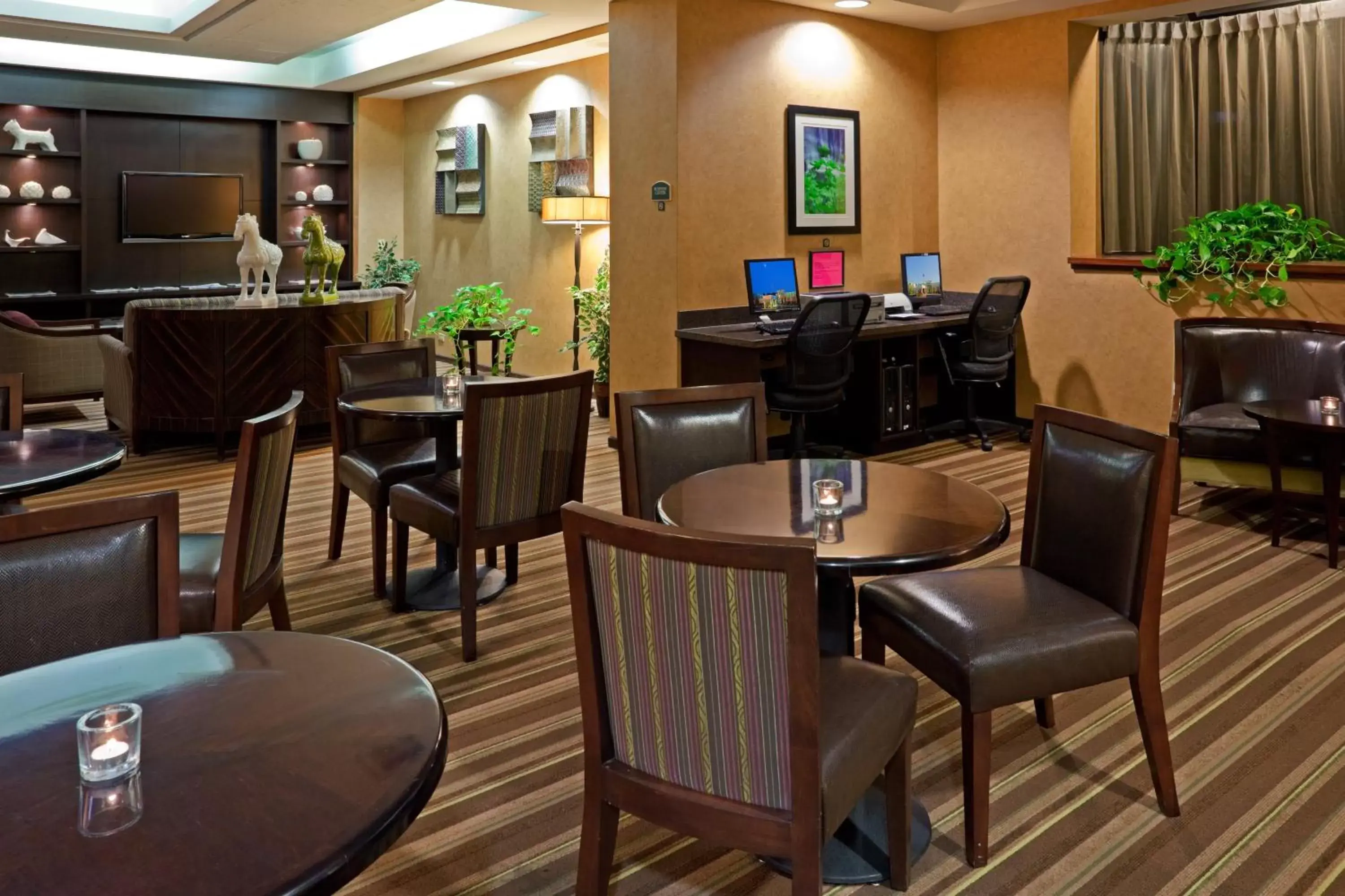Other, Restaurant/Places to Eat in Armoni Inn & Suites