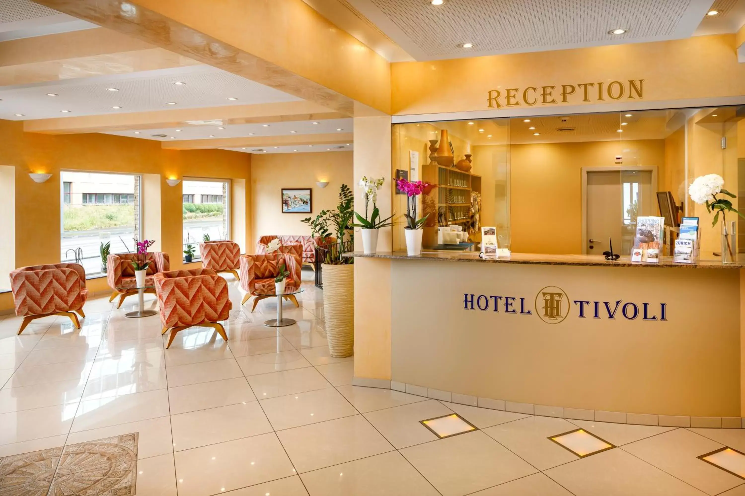 Lobby or reception in Hotel Tivoli