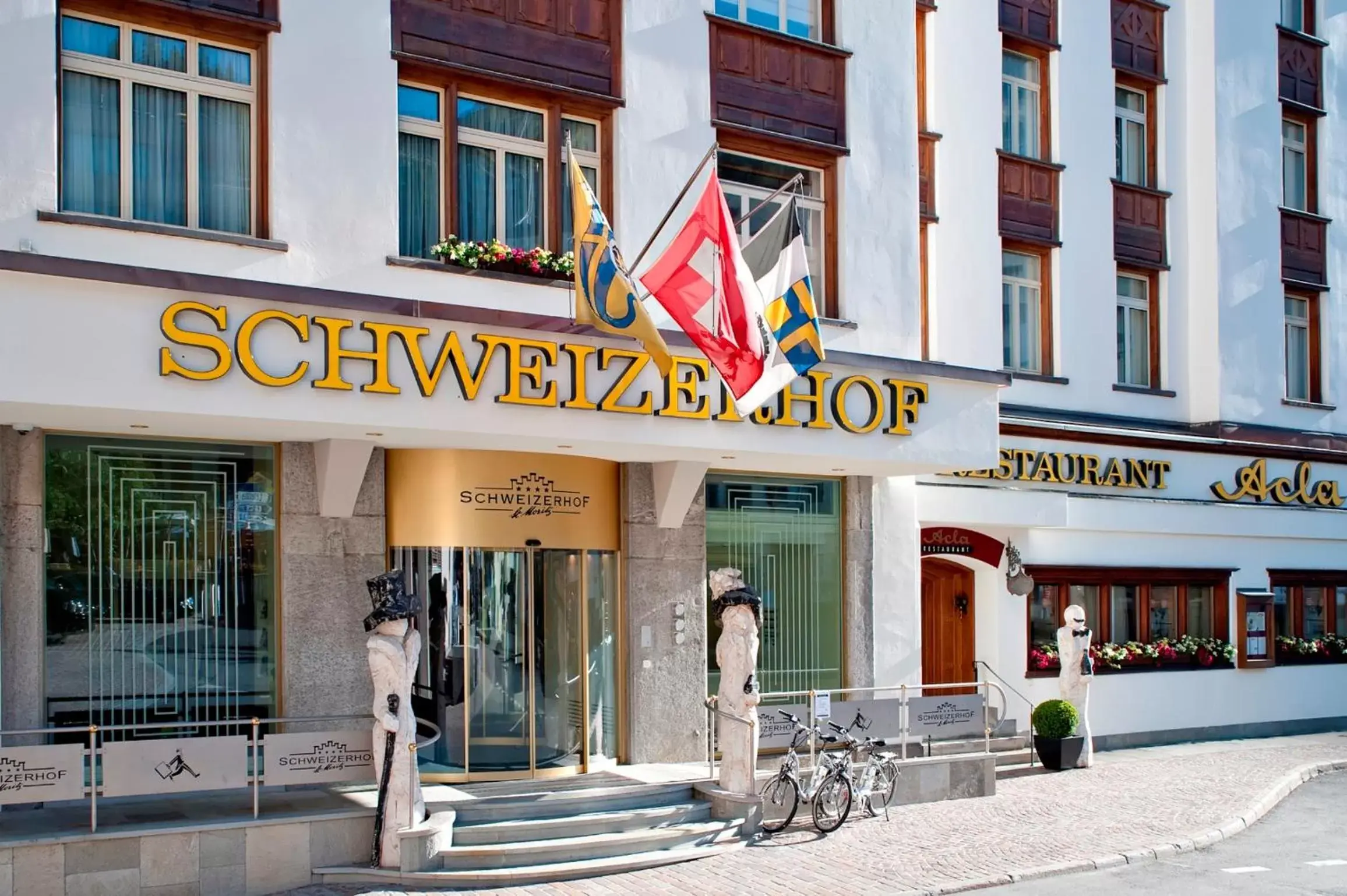 Facade/entrance in Hotel Schweizerhof St. Moritz