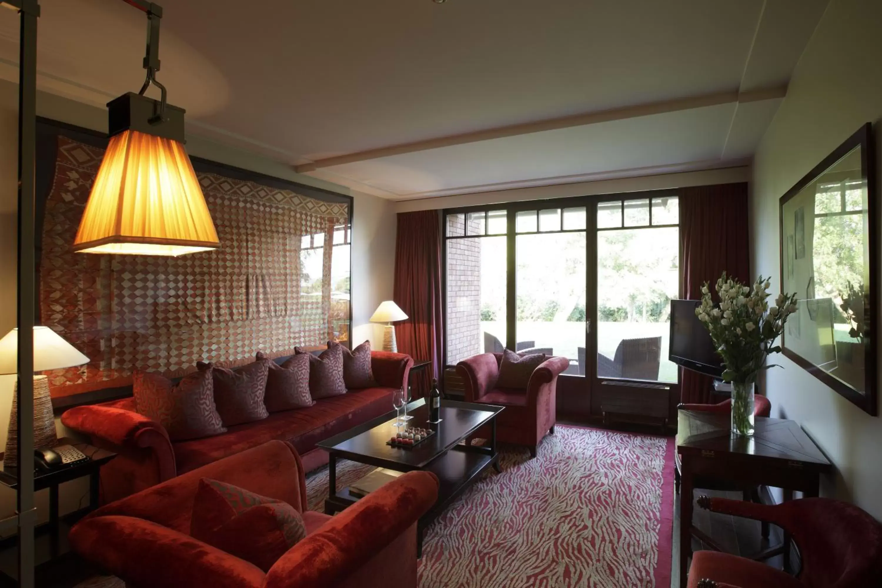 Suite with Spa Access in La Réserve Genève Hotel & Spa