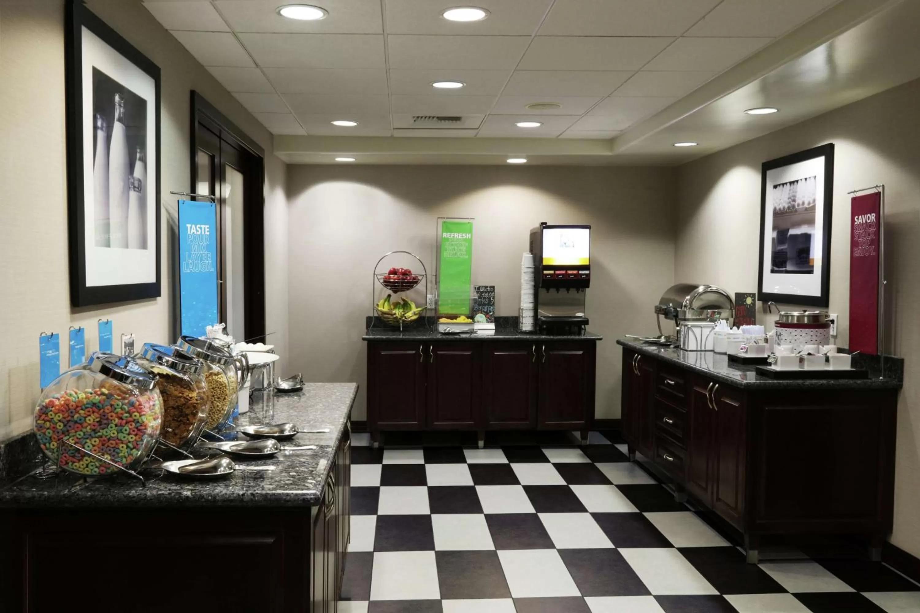 Restaurant/places to eat in Hampton Inn & Suites Temecula