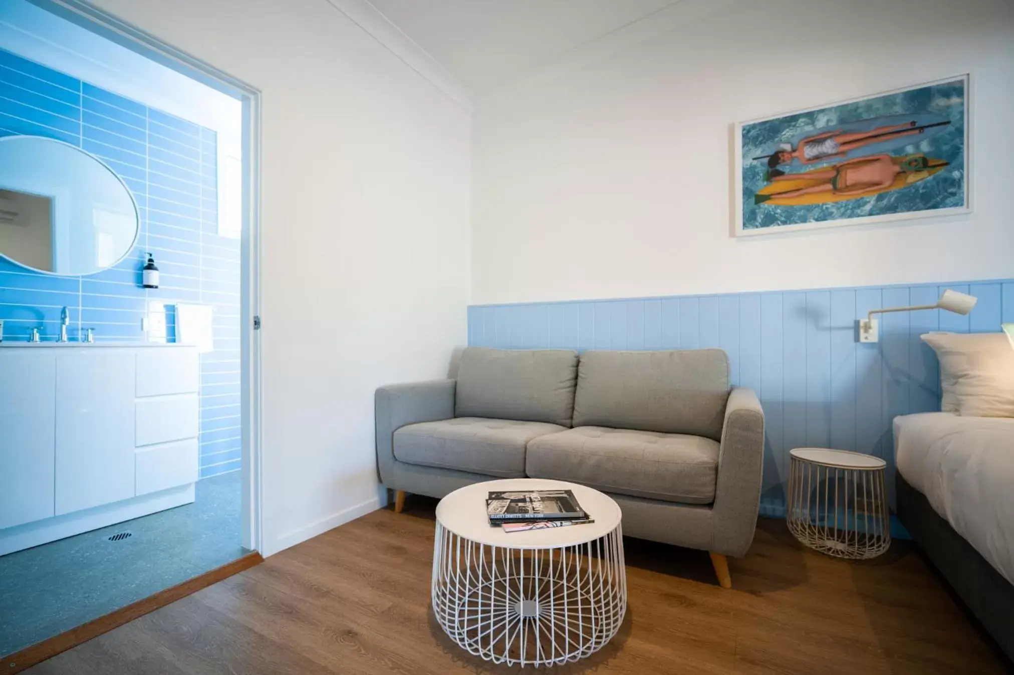 Bathroom, Seating Area in The Cubana Ballina