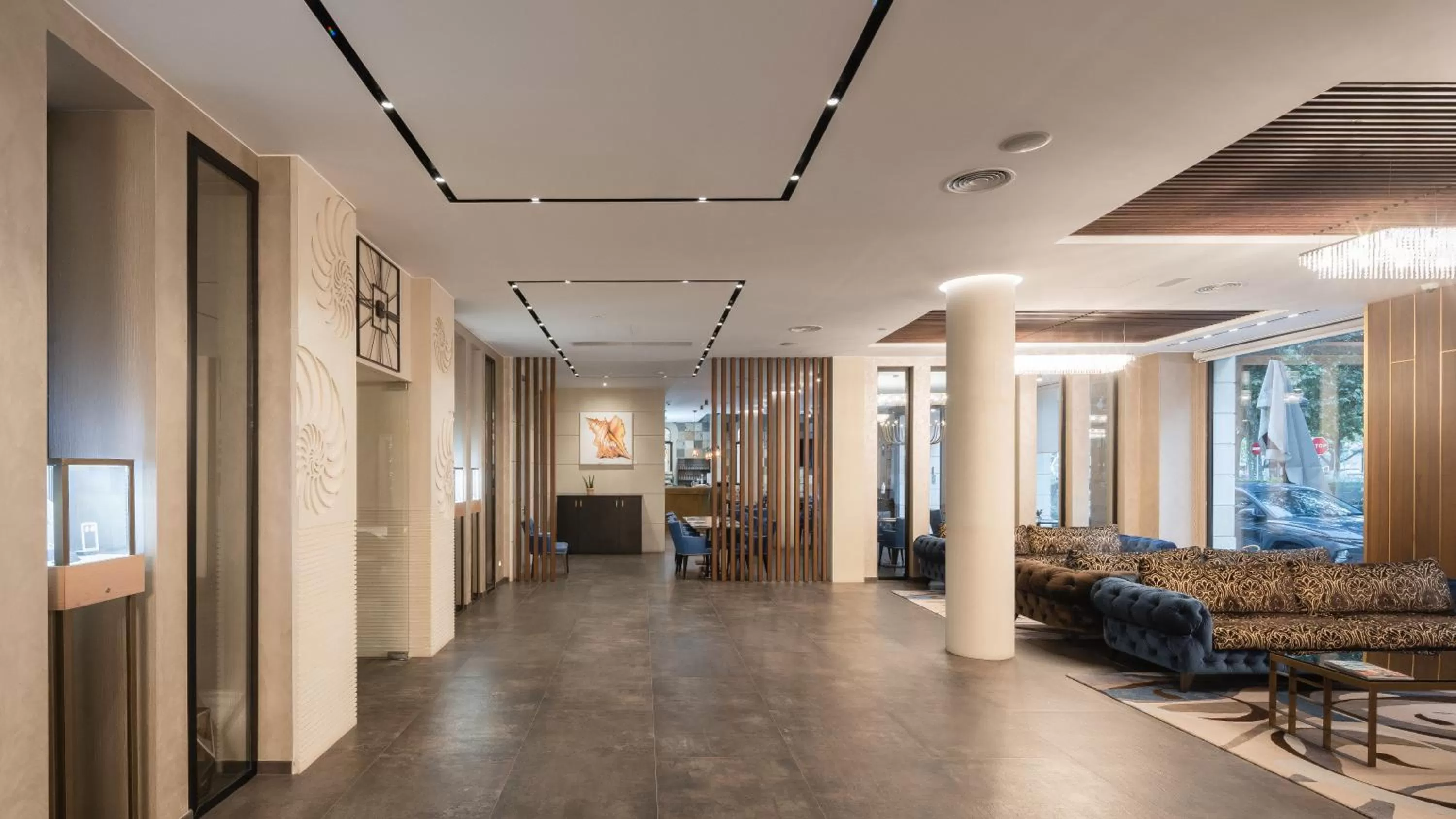 Lobby or reception in Boutique Hotel Élke Spa Superior