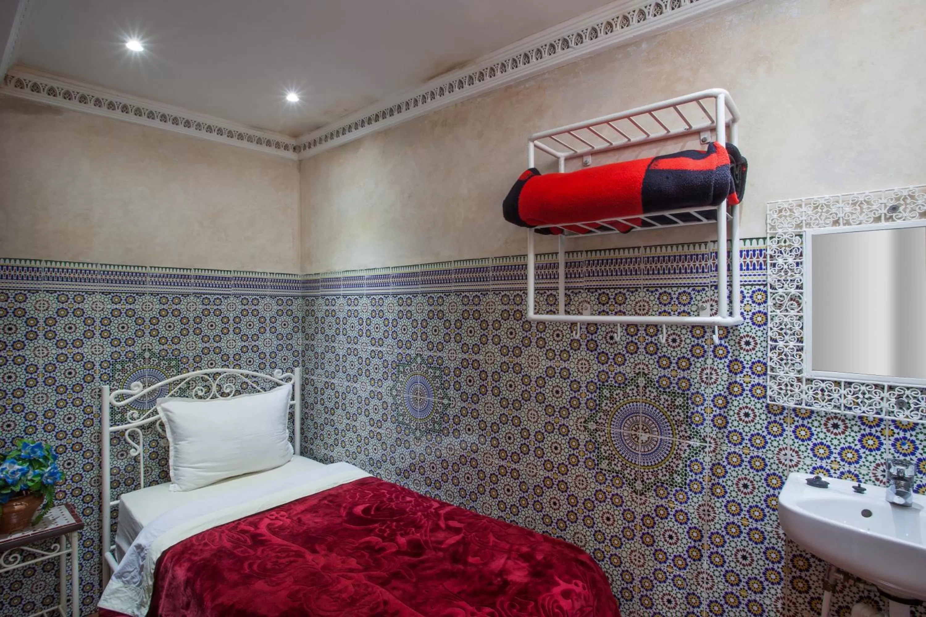 Bed in Hotel Zitoune
