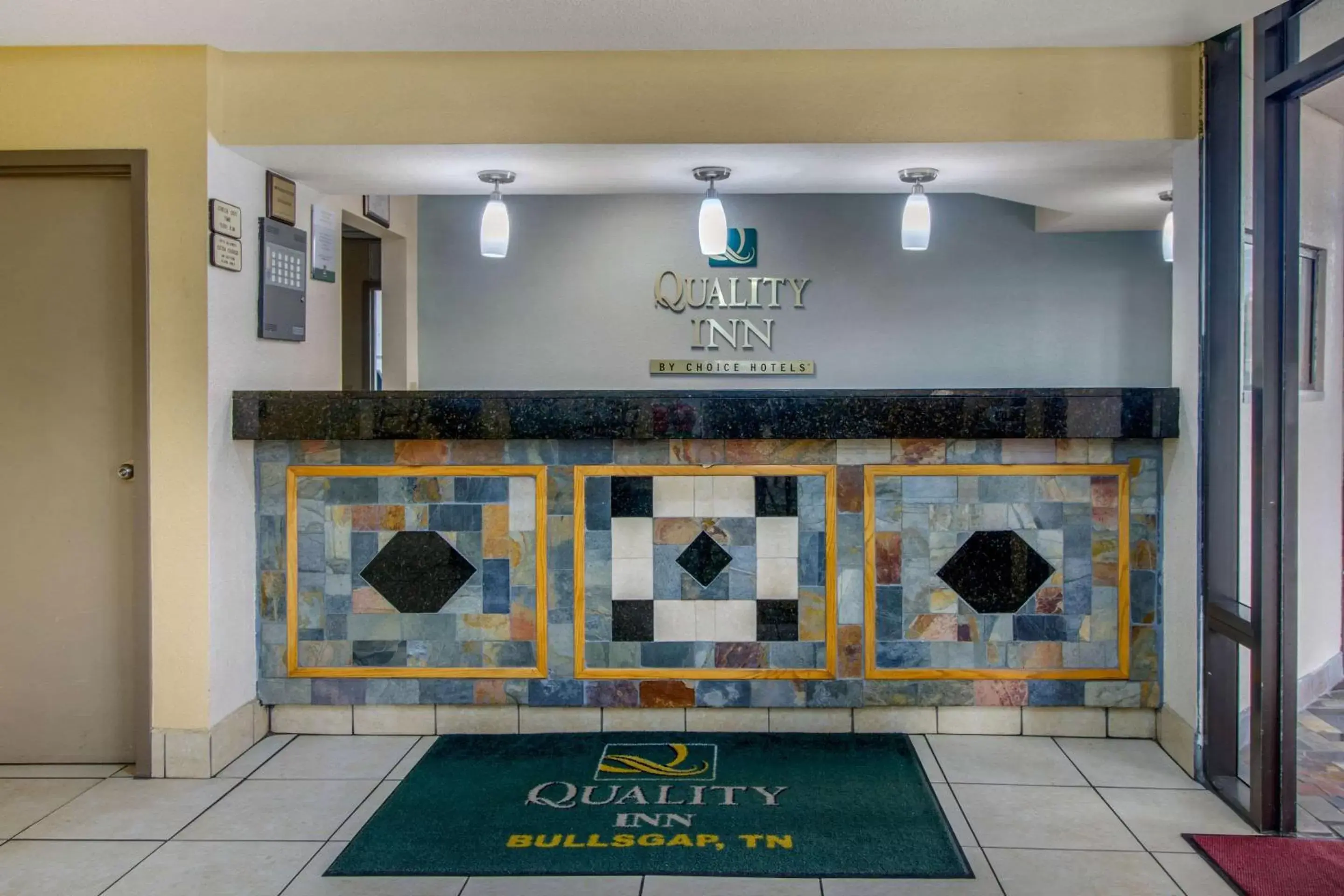 Lobby or reception, Property Logo/Sign in Quality Inn I-81 Exit 23