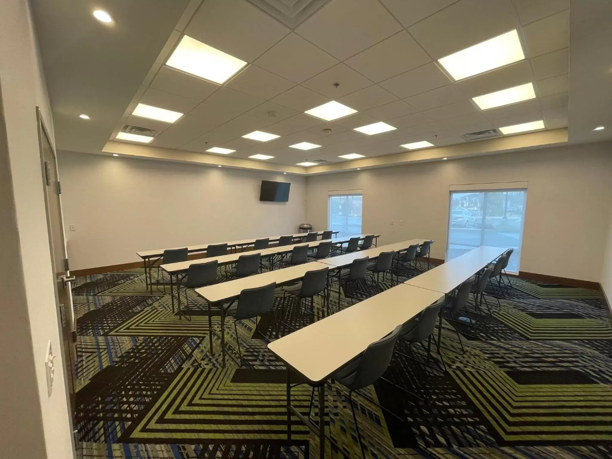 Meeting/conference room in Holiday Inn Express & Suites Dayton East - Beavercreek