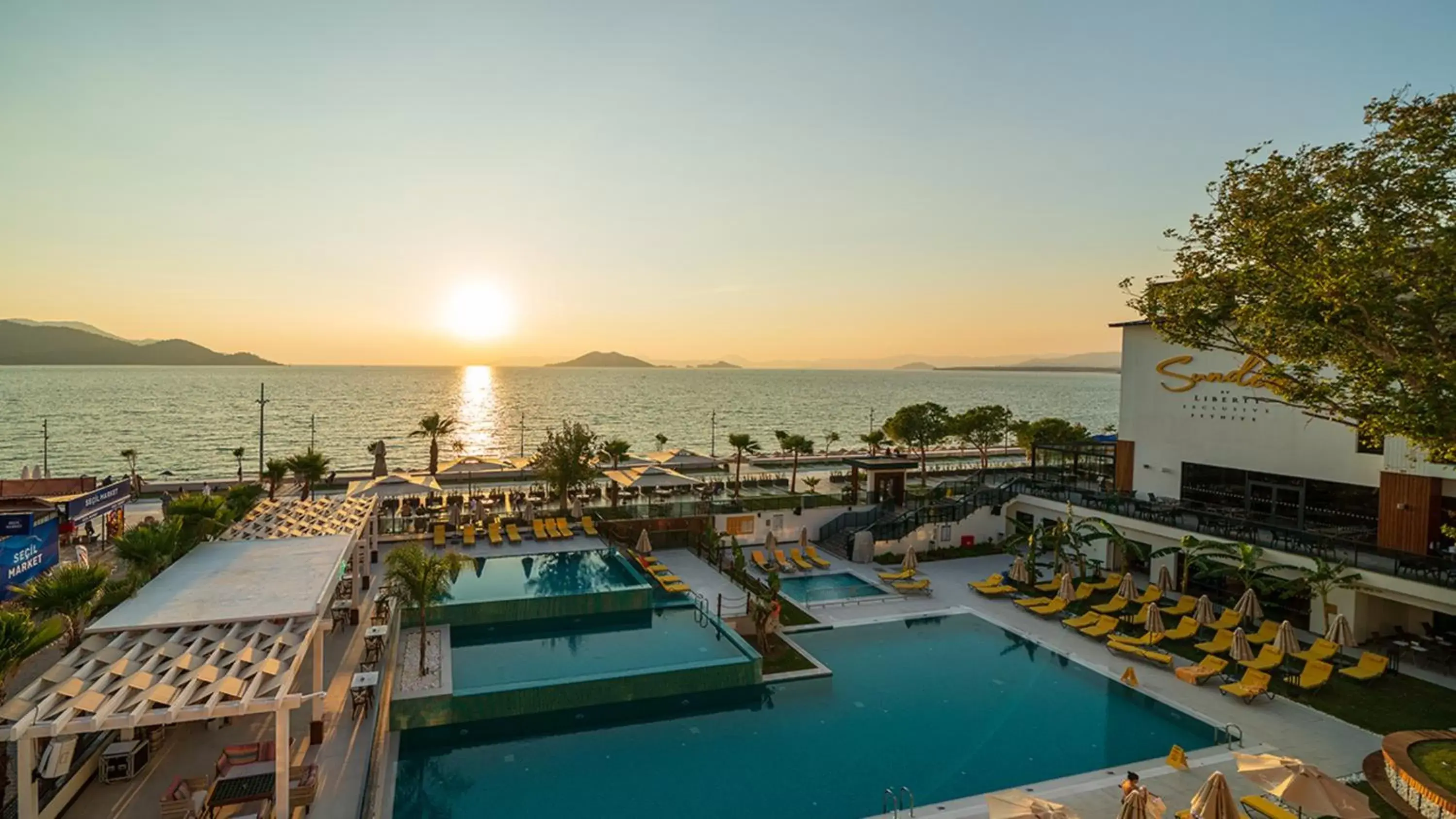 Pool View in Sundia Exclusive By Liberty Fethiye
