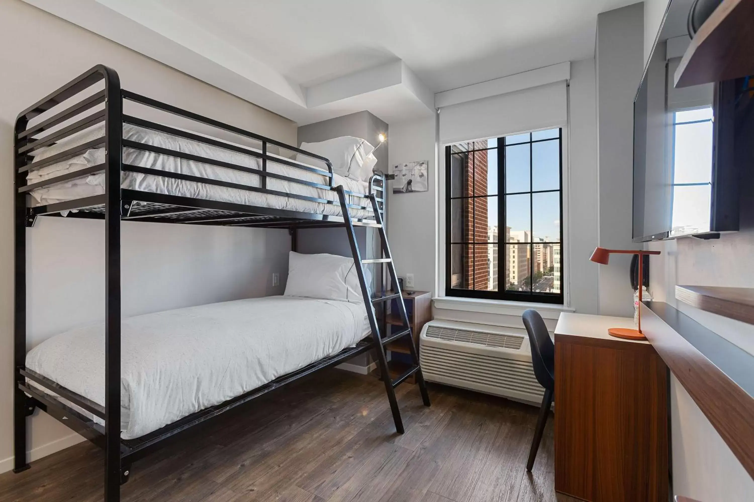 Bedroom, Bunk Bed in Motto by Hilton Washington DC City Center