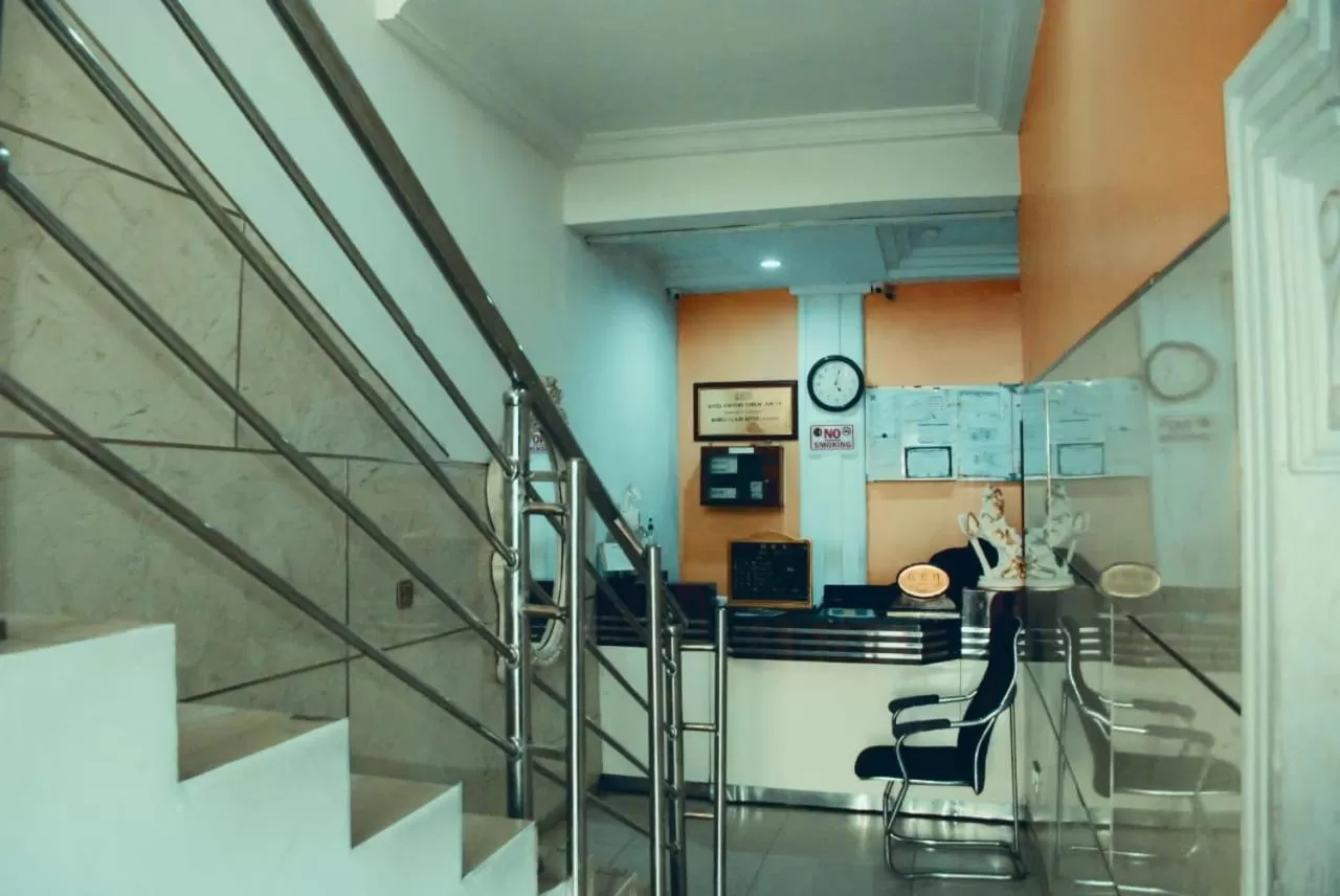 Staff in World Class Hotel & Apartments