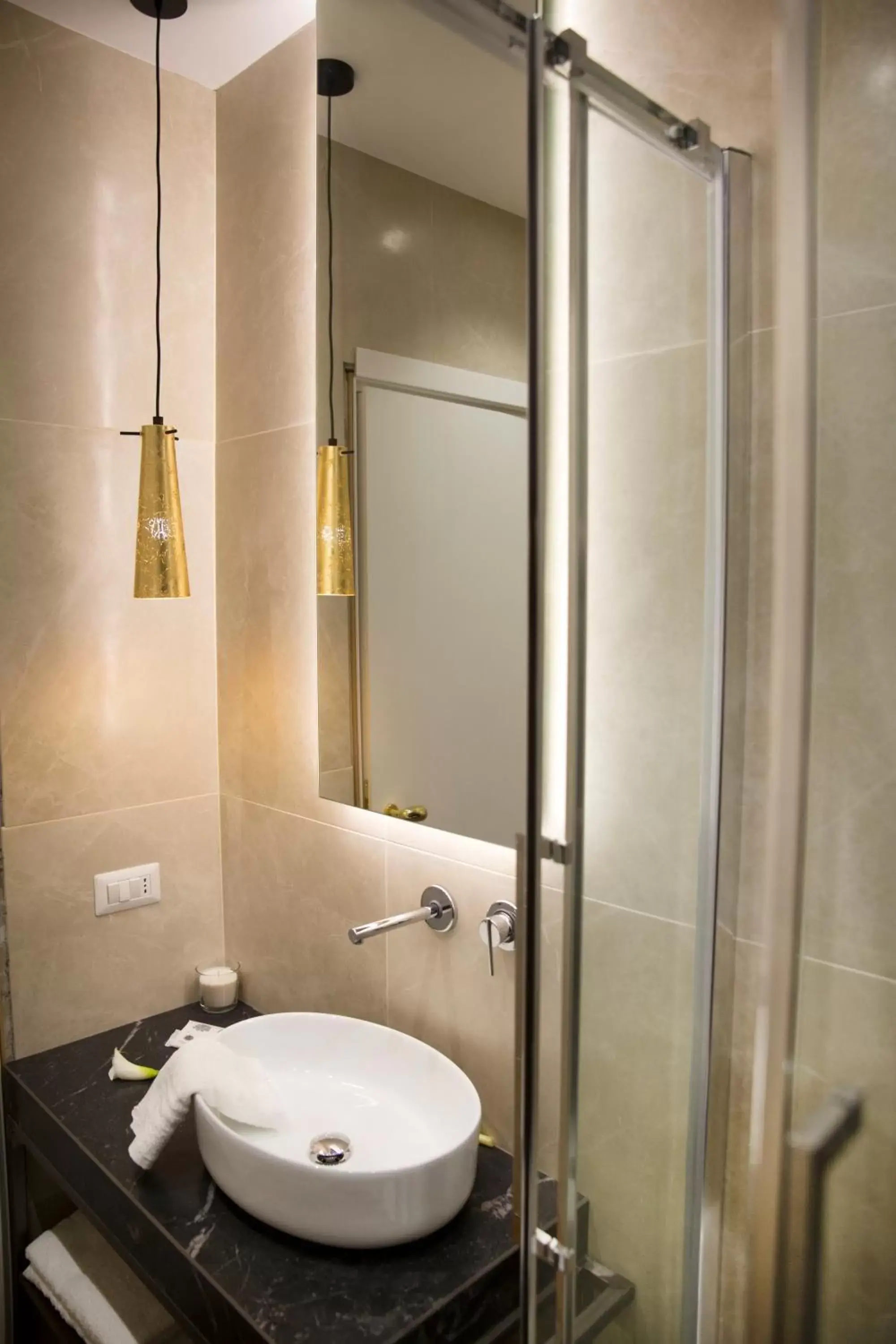 Bathroom in Unicum Roma Suites