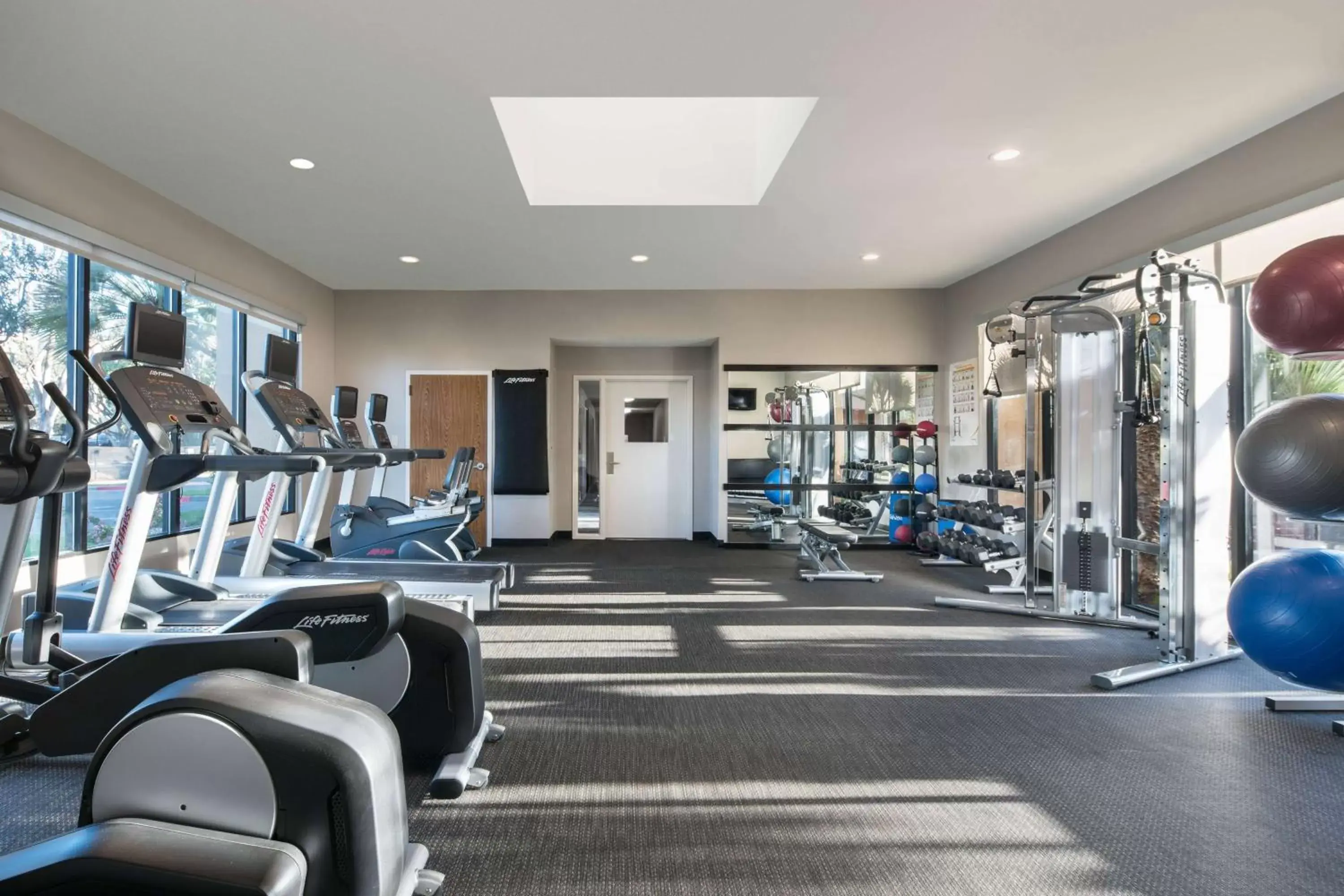Activities, Fitness Center/Facilities in Sonesta Select Los Angeles LAX El Segundo