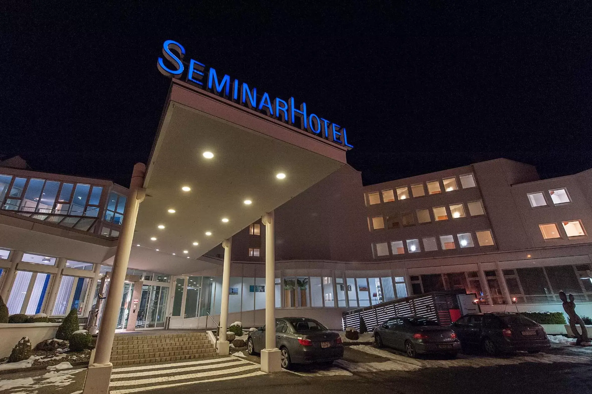 Facade/entrance, Property Building in SeminarHotel am Ägerisee