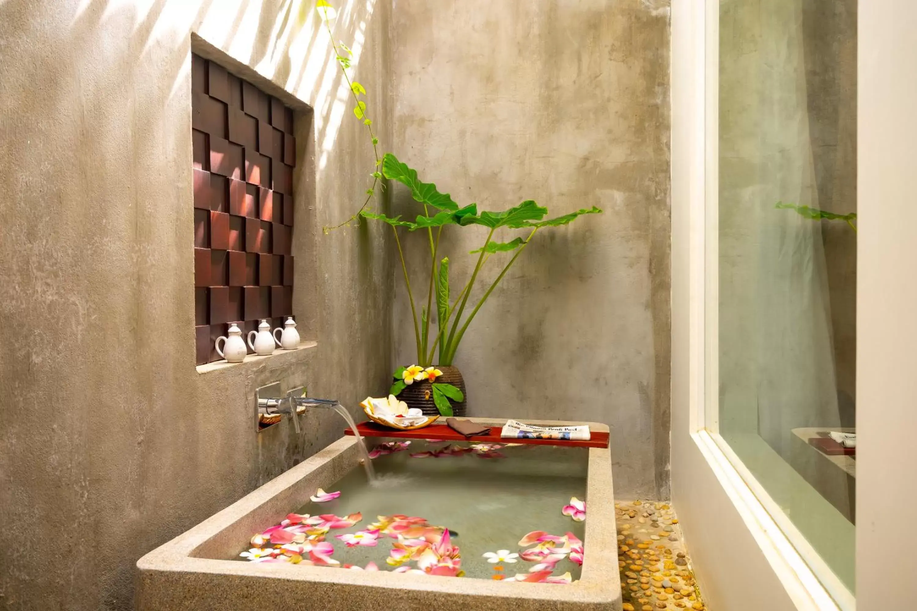 Bath in Sabara Angkor Resort & Spa