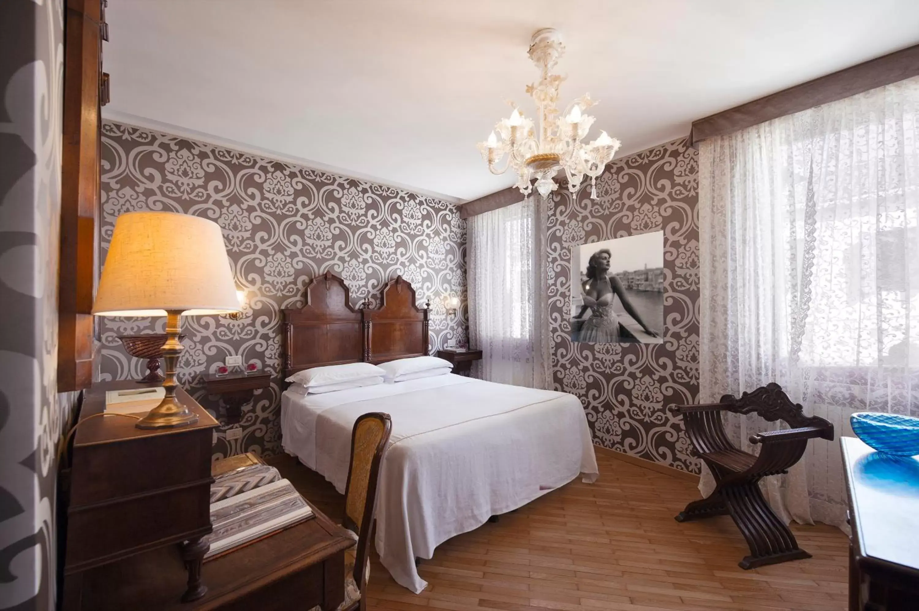 Photo of the whole room, Bed in Hotel Casa Nicolò Priuli