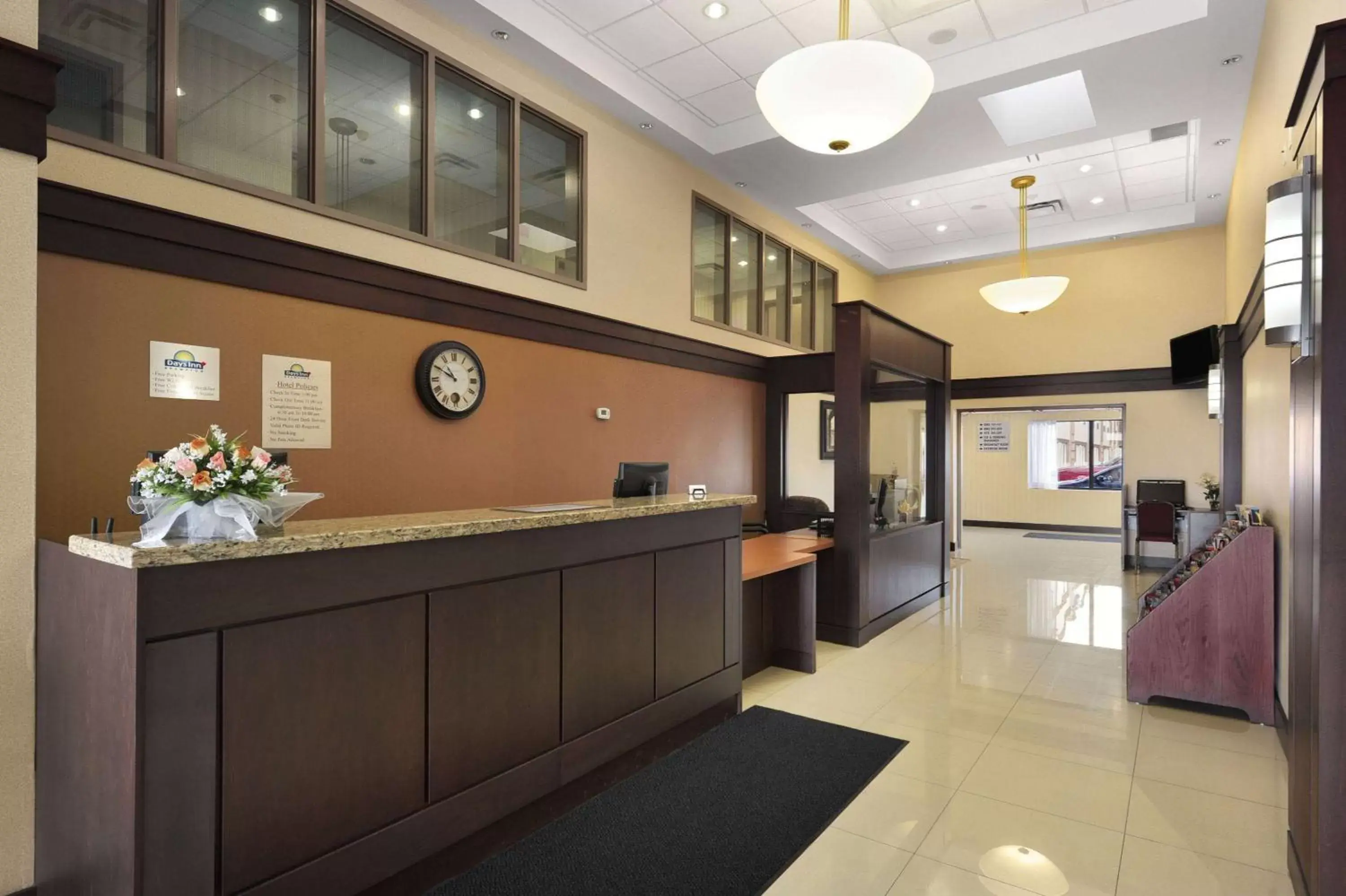 Lobby or reception in Days Inn by Wyndham Brampton Lobby or reception in Days Inn by Wyndham Brampton