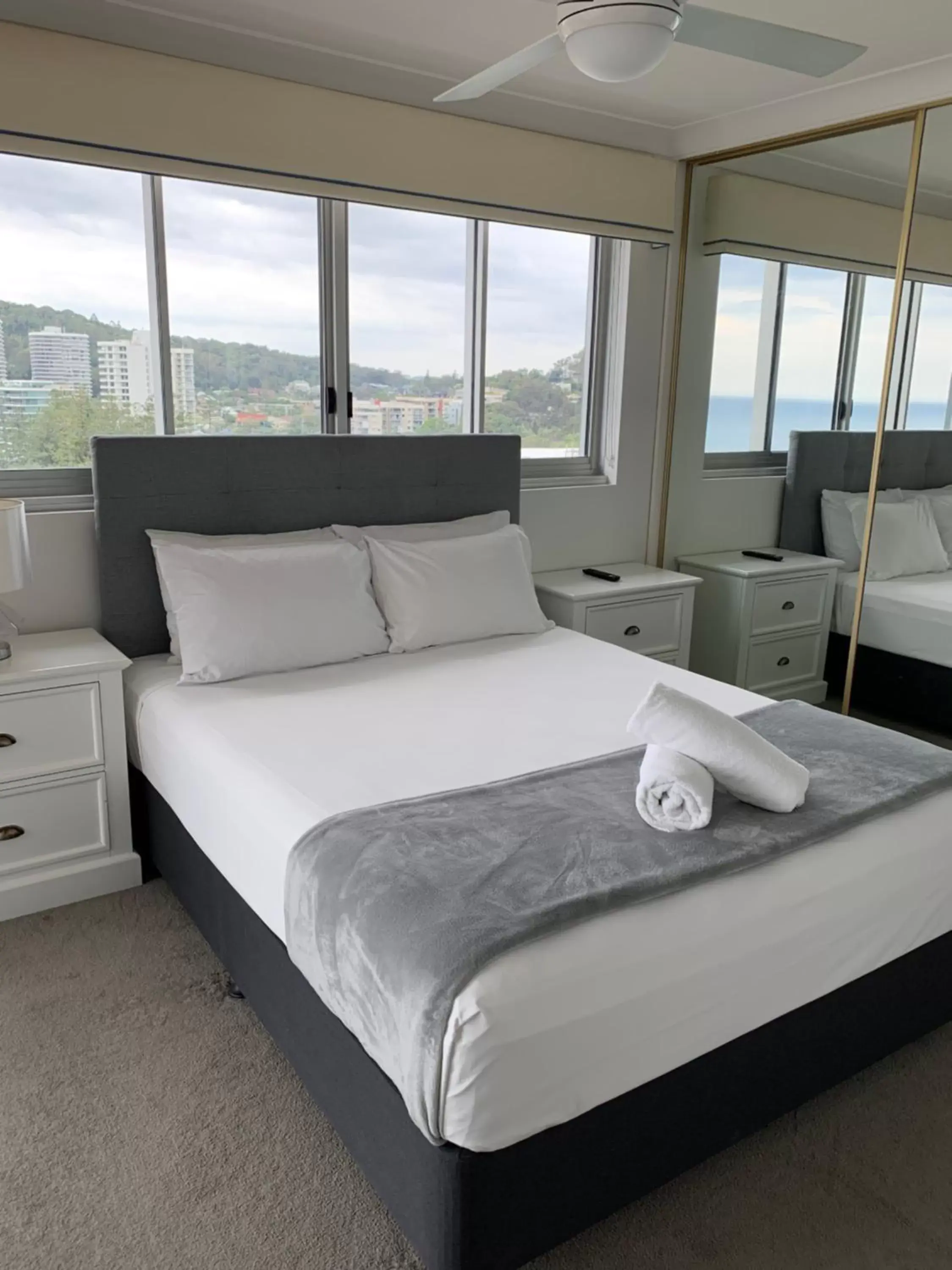 Bedroom, Bed in Pacific Regis Beachfront Holiday Apartments