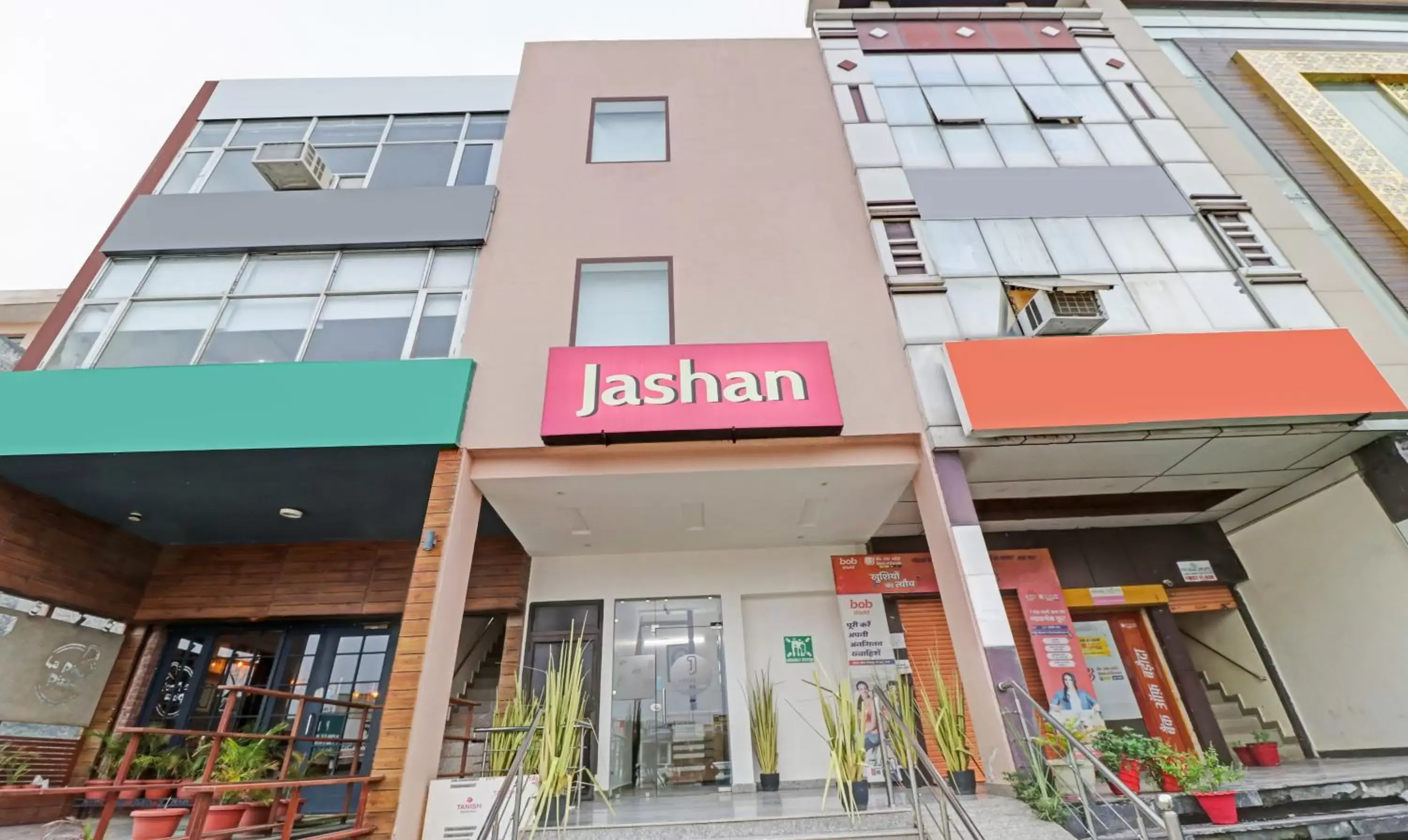 Property building in Itsy Hotels Jashan Property building in Itsy Hotels Jashan