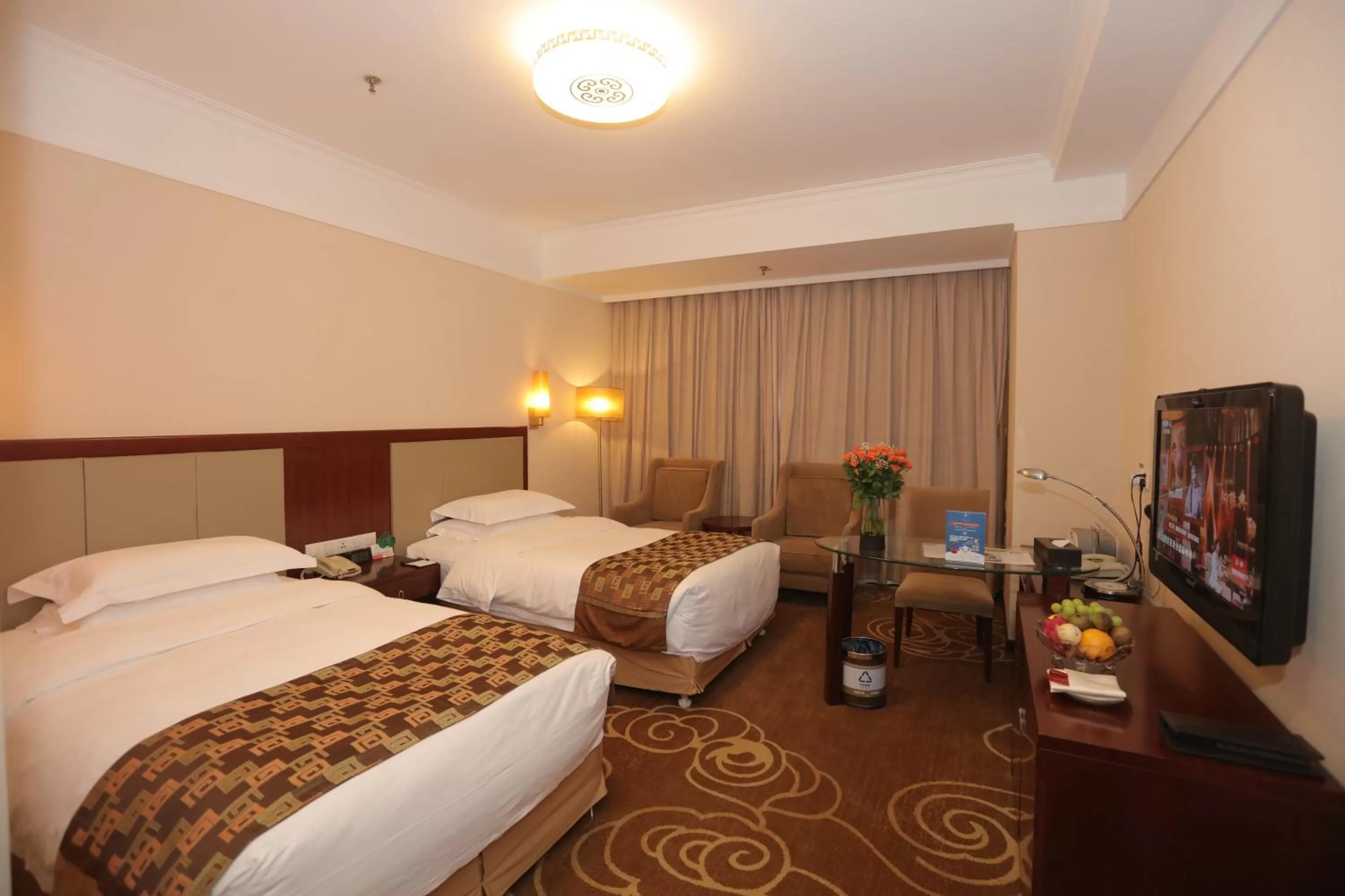 Photo of the whole room, Bed in Inner Mongolia Grand Hotel