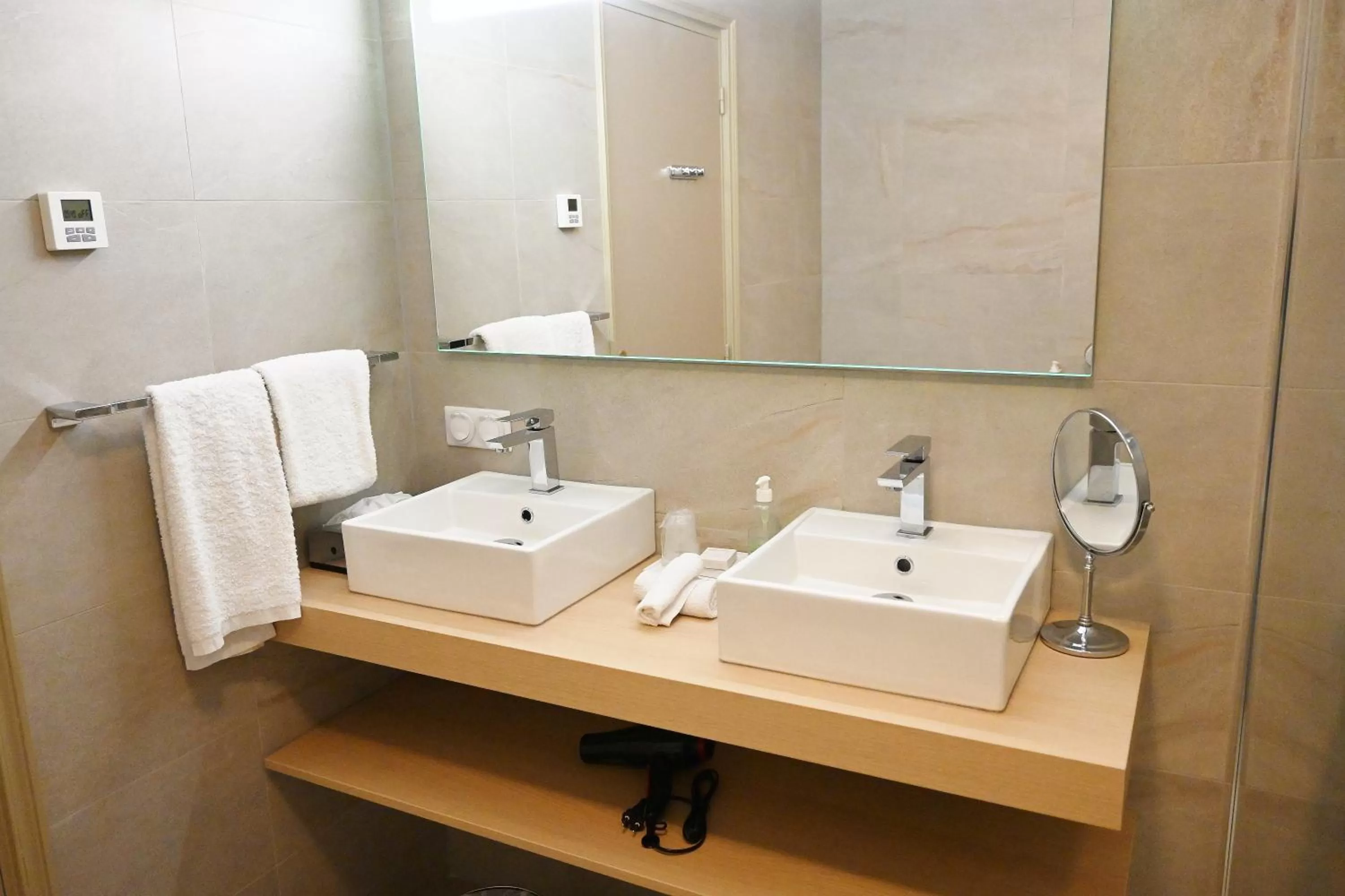 Bathroom in Domaine du Lac - Teritoria