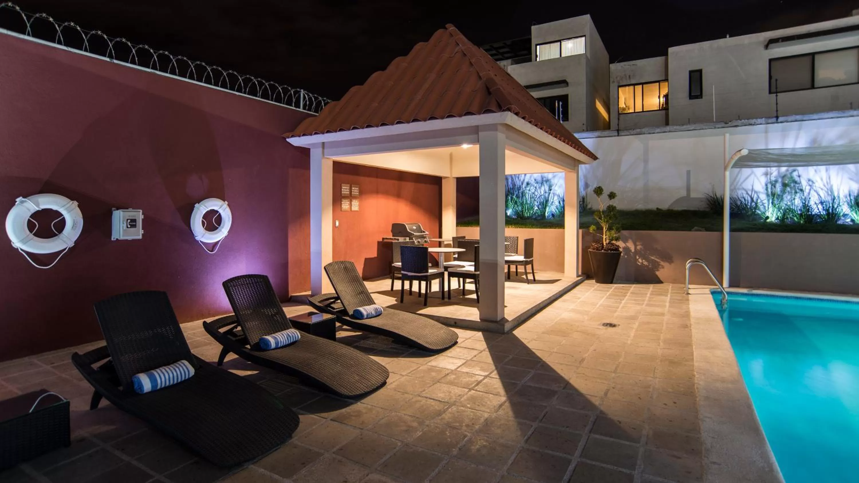 Swimming pool in Candlewood Suites - Queretaro Juriquilla by IHG