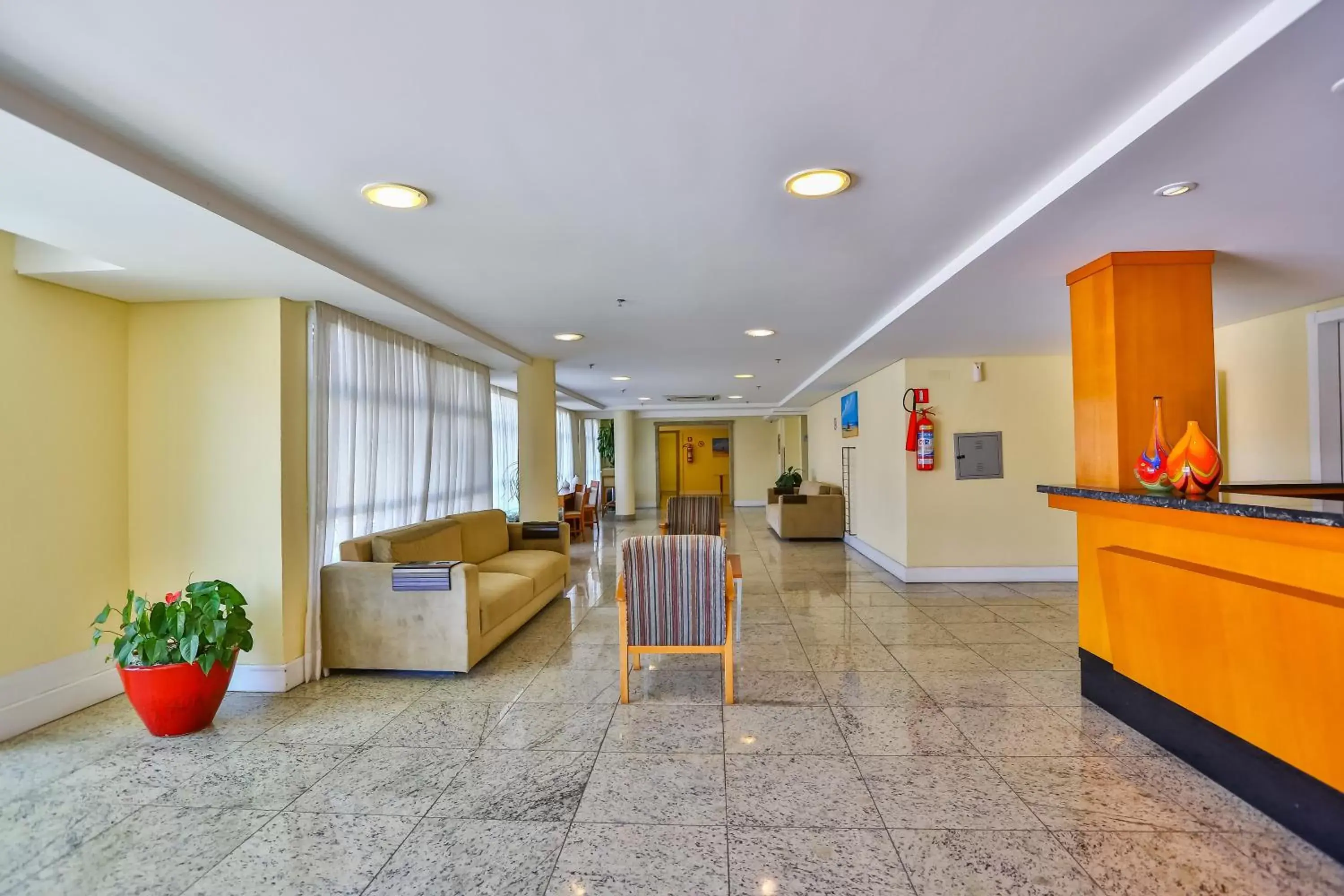 Lobby or reception in Dubai Macaé by Atlântica Lobby or reception in Dubai Macaé by Atlântica