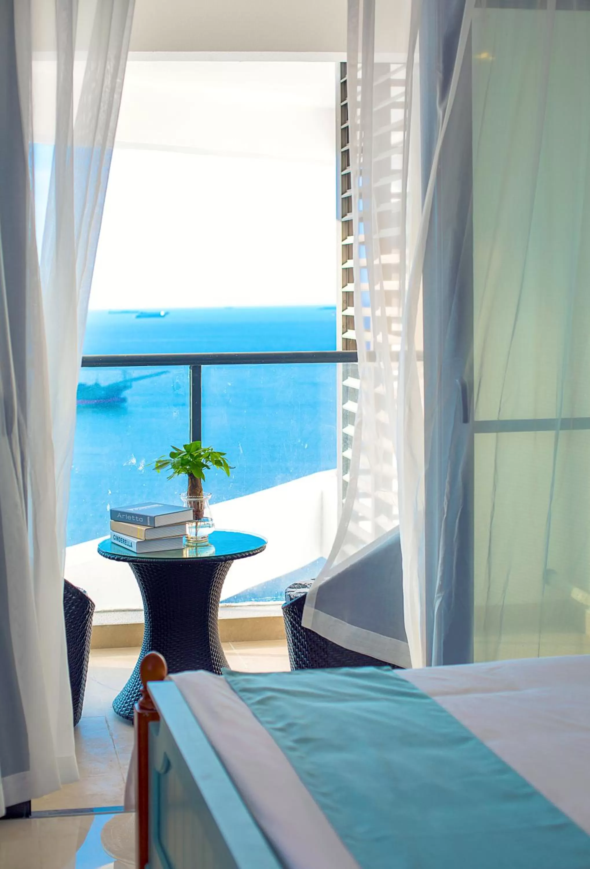 Sea View in Haikou Bay Hengda Yige Holiday Condo Hotel