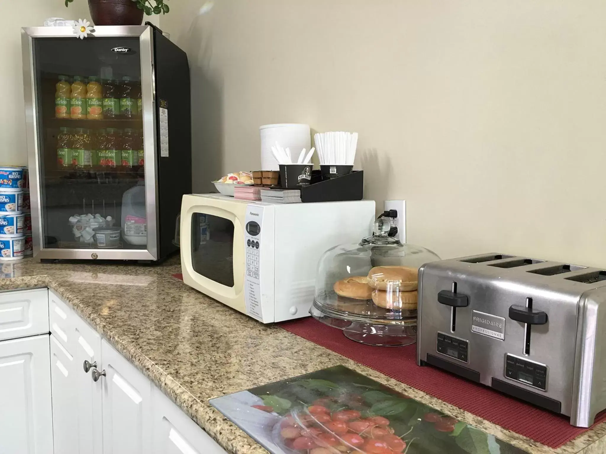 Food close-up, Coffee/Tea Facilities in Westgate Inn