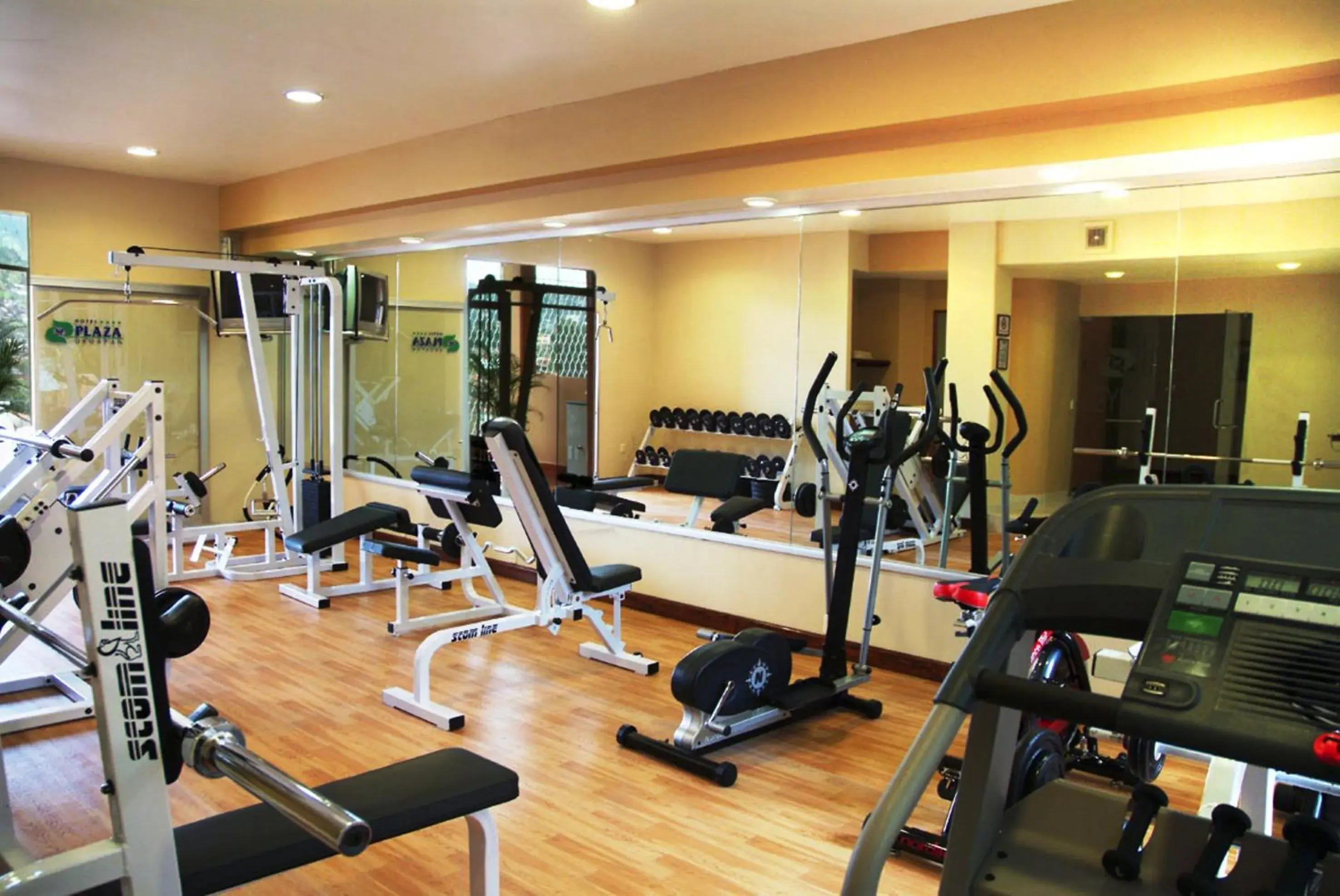Fitness centre/facilities in Hotel Plaza Uruapan Fitness centre/facilities in Hotel Plaza Uruapan