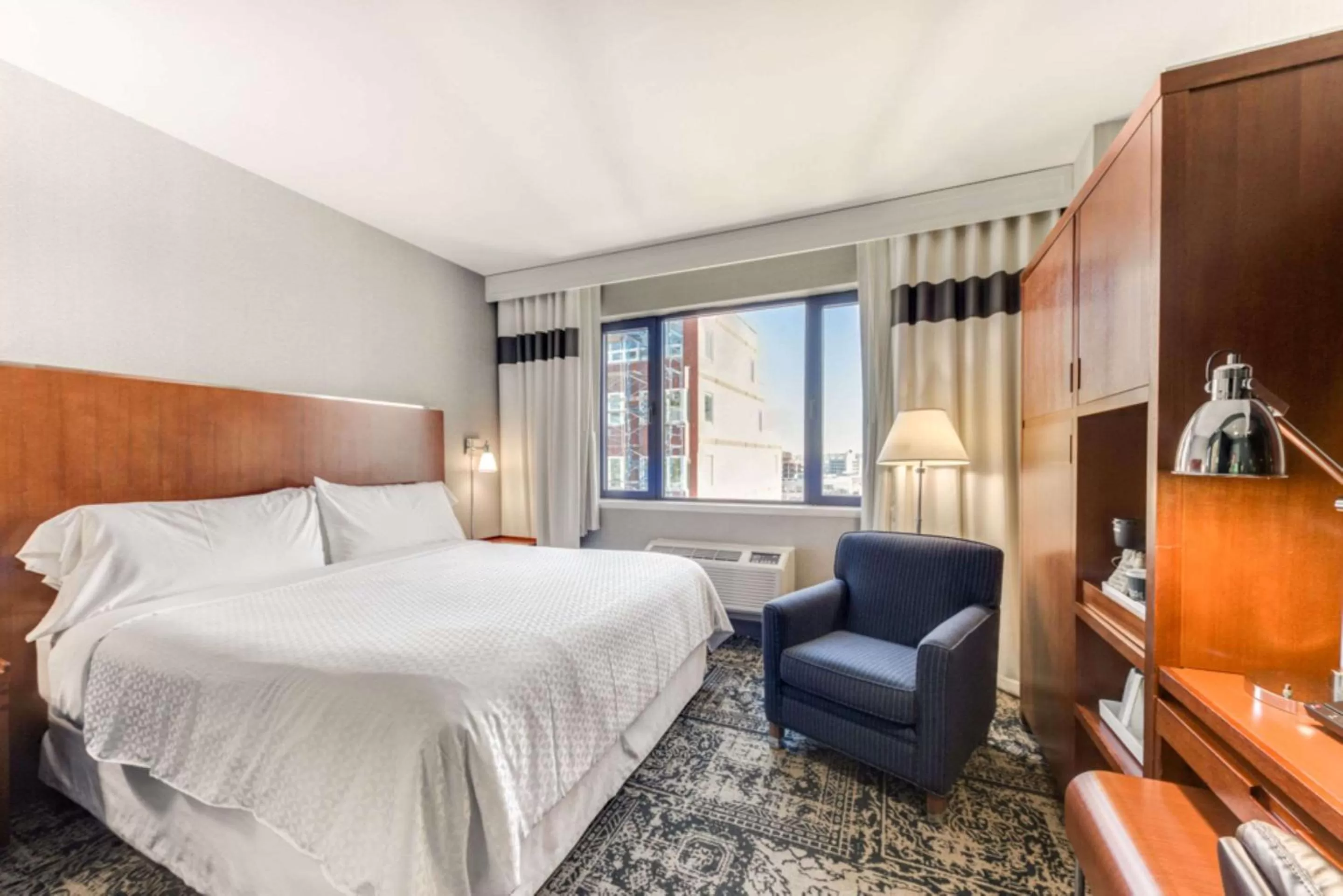 Bedroom, Bed in Vista LIC Hotel, Premier Collection by Best Western