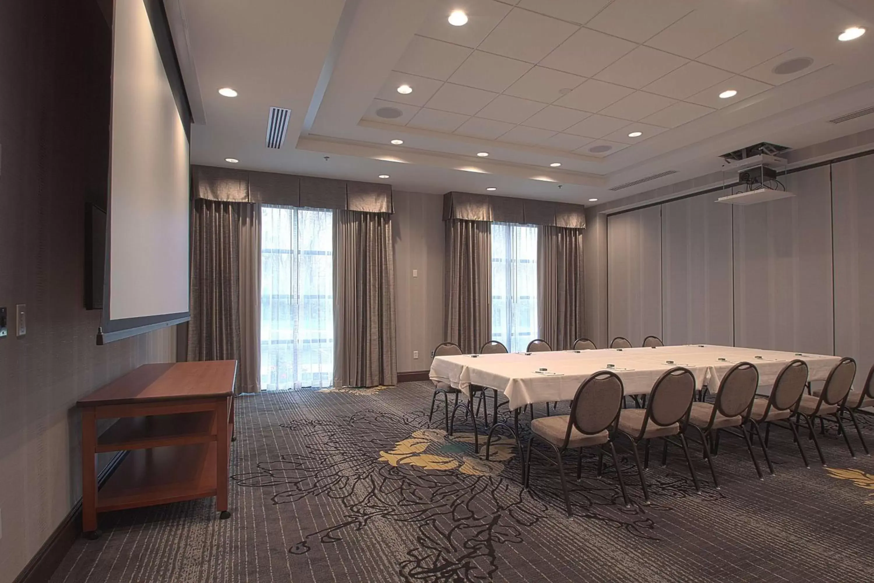 Meeting/conference room in Hampton Inn & Suites Columbus/University Area