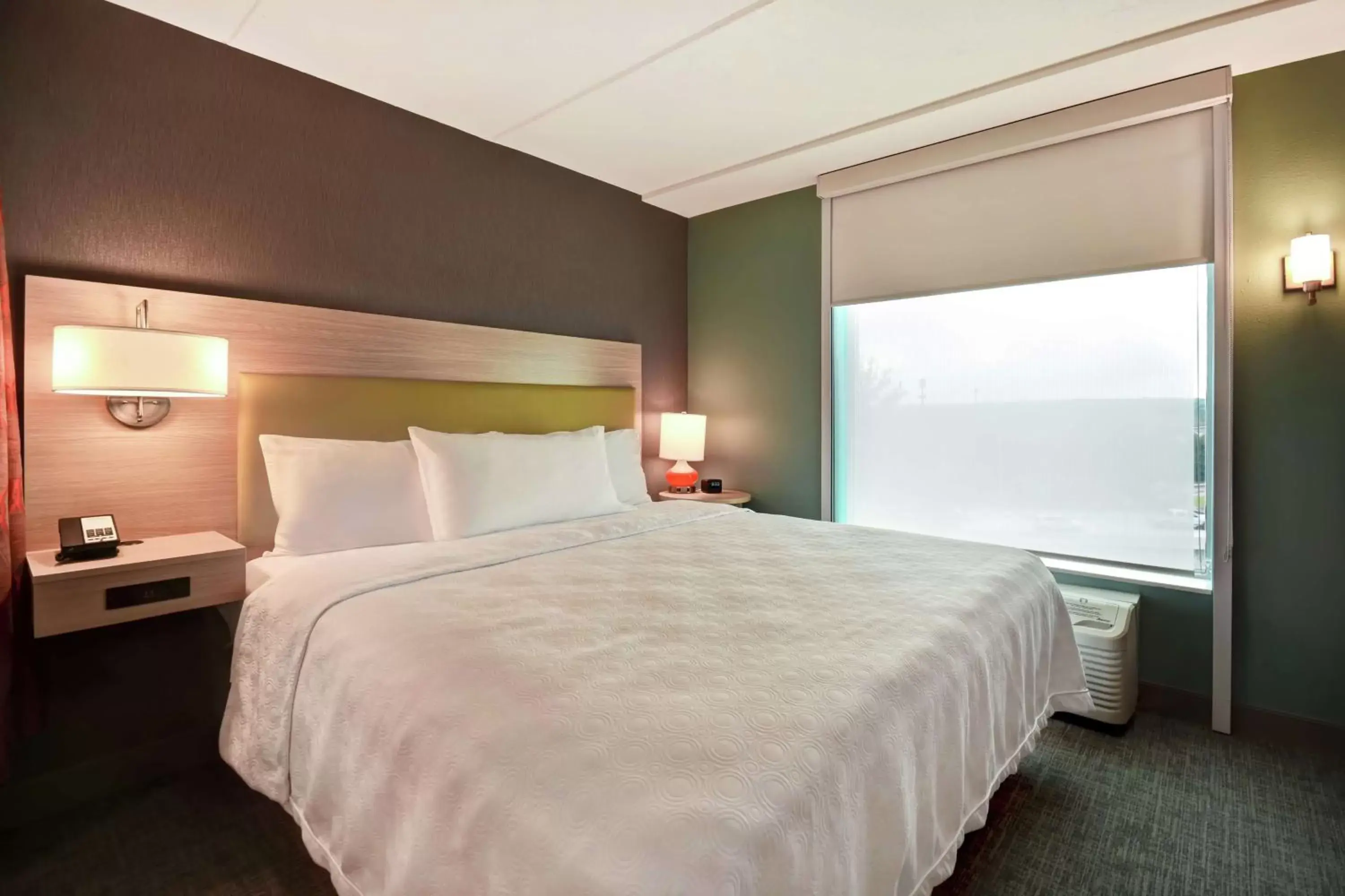 Bed in Home2 Suites By Hilton Atlanta Marietta, Ga
