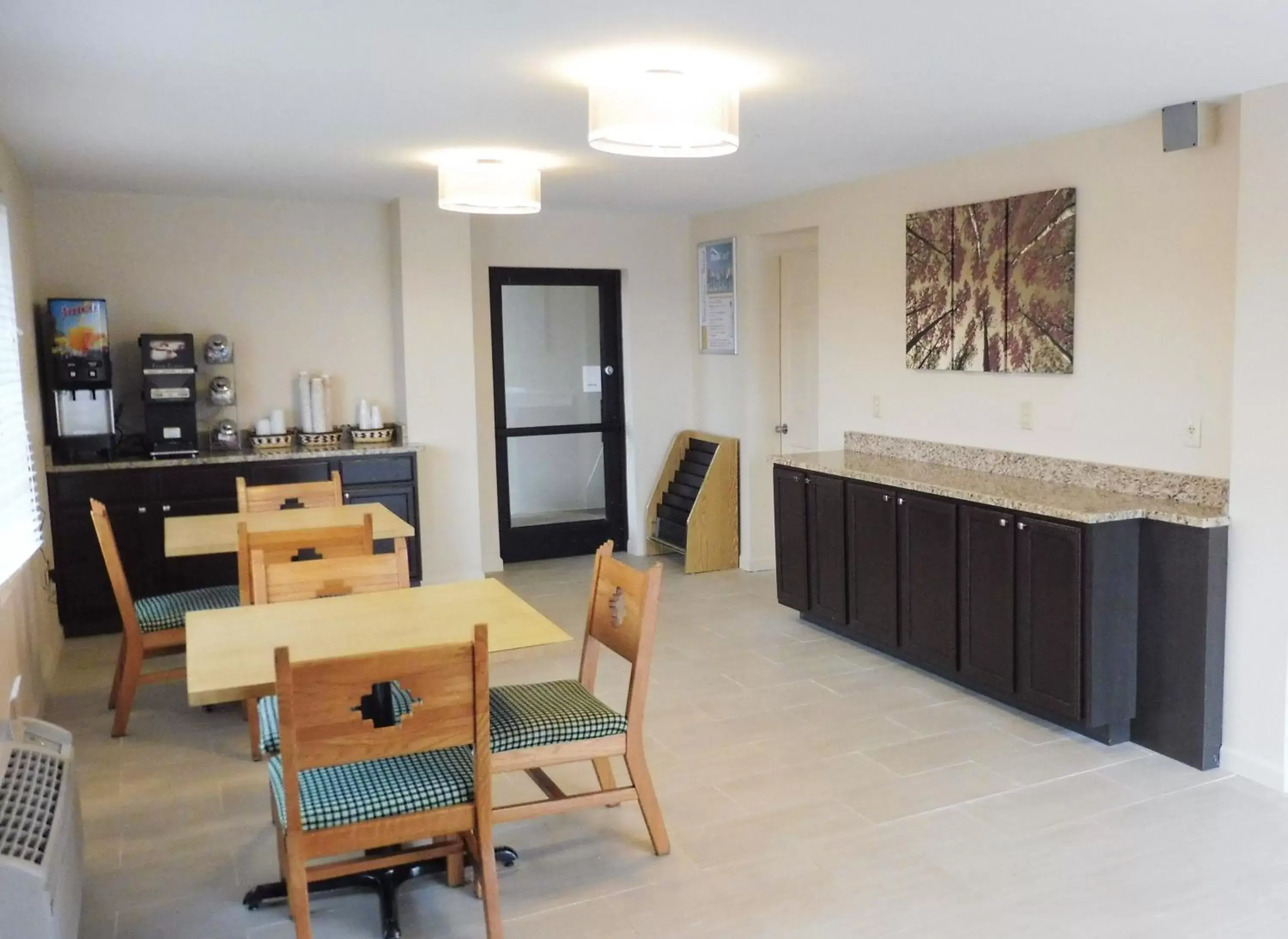 Lobby or reception in Red Roof Inn Fredericksburg South Lobby or reception in Red Roof Inn Fredericksburg South