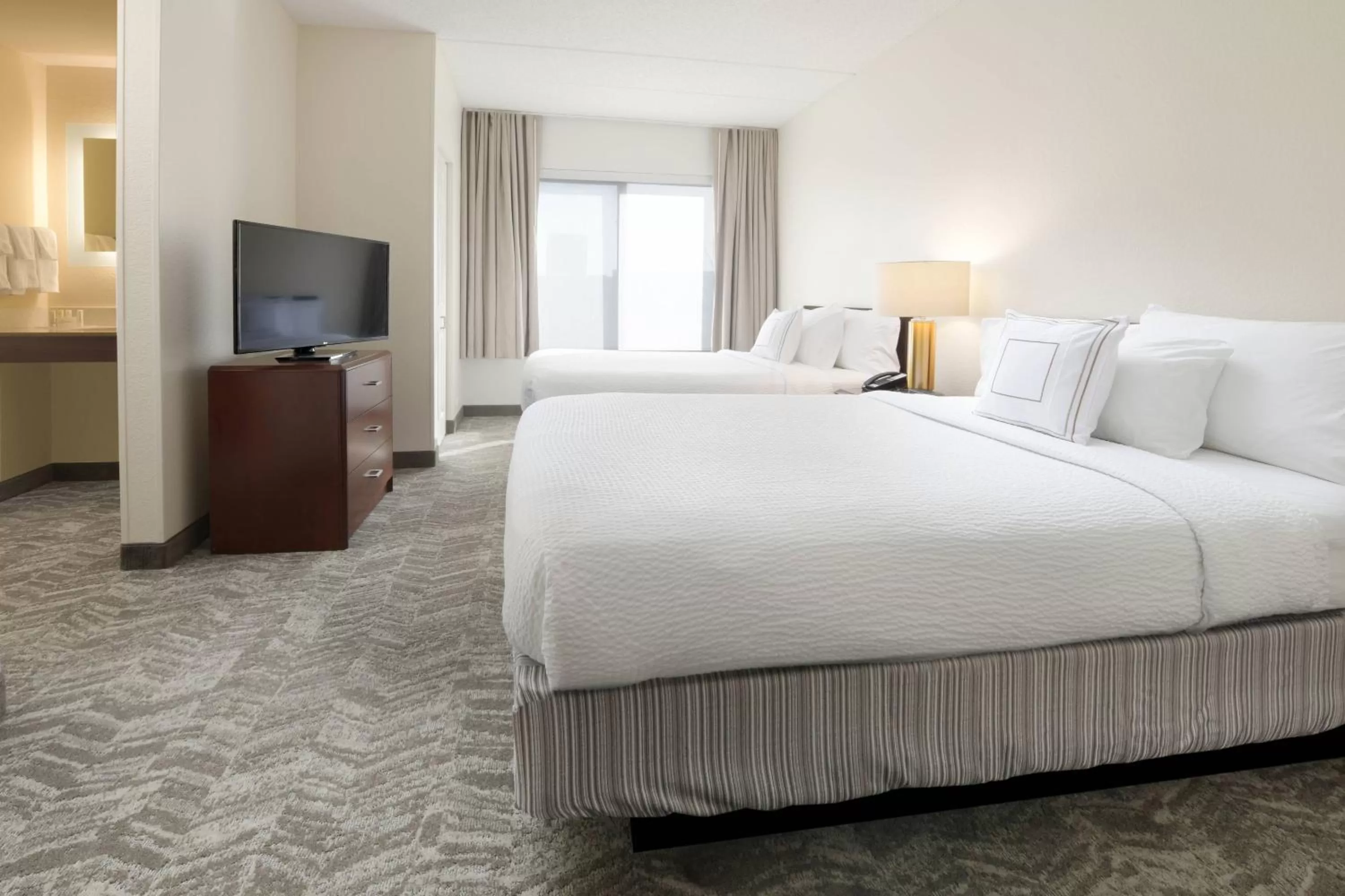 Bedroom, Bed in SpringHill Suites Dallas Addison/Quorum Drive