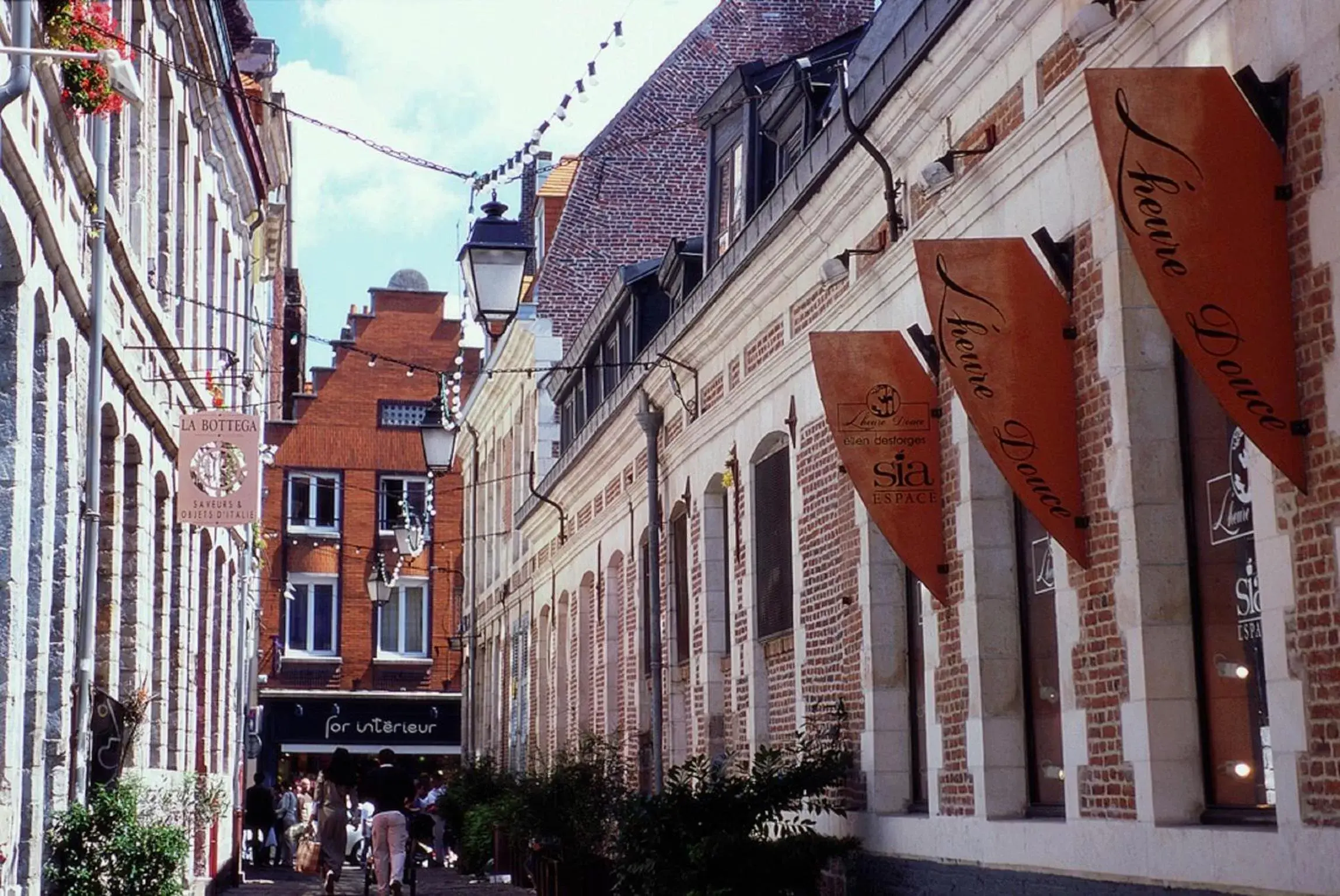 Area and facilities, Neighborhood in Novotel Lille Centre Grand Place