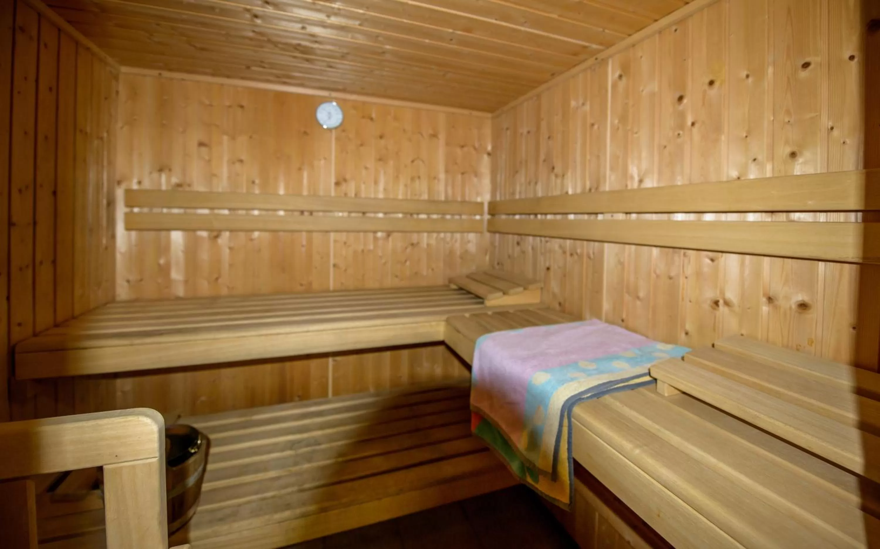 Sauna, Bed in Pey Resort
