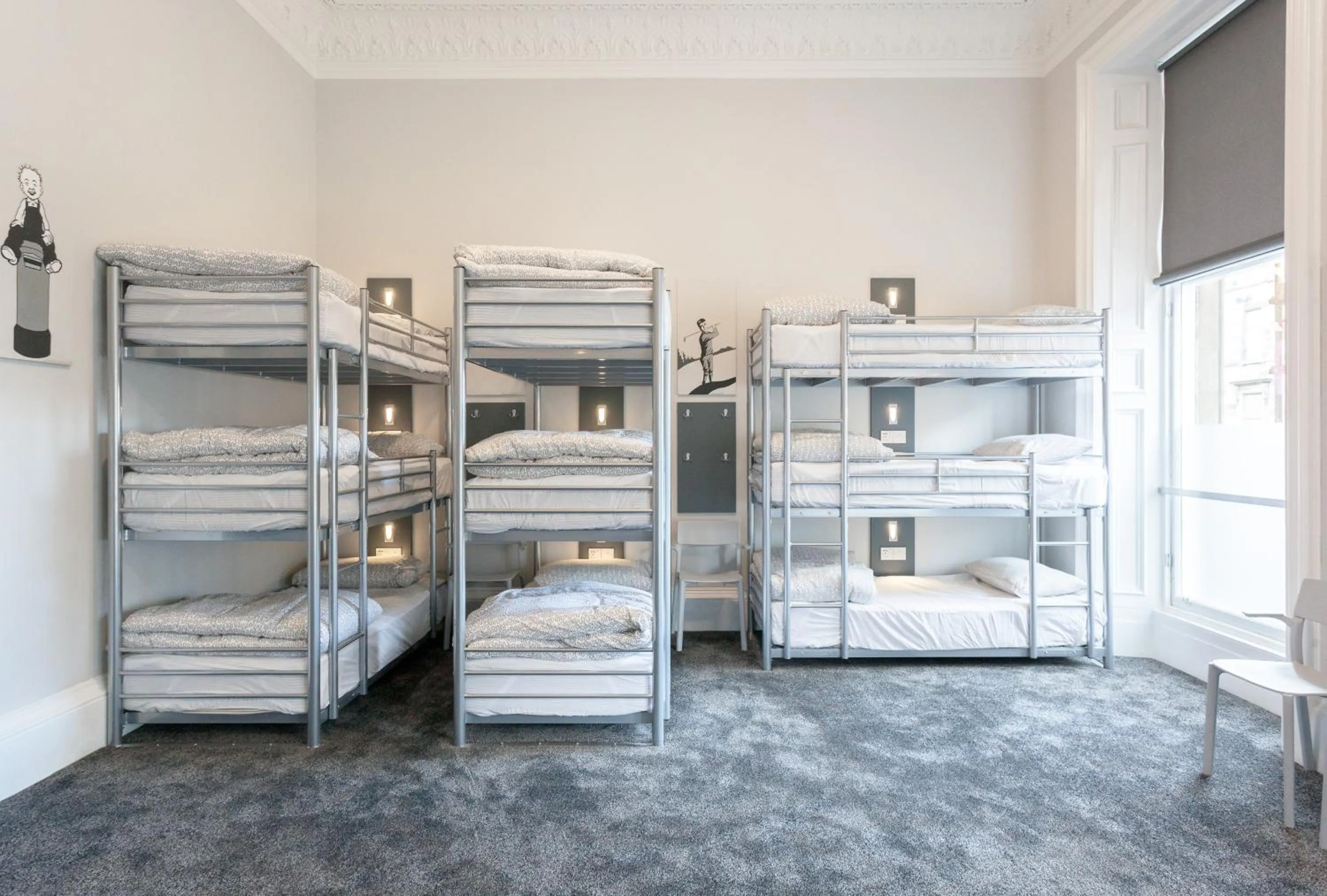 Bedroom, Bed in West End Hotel