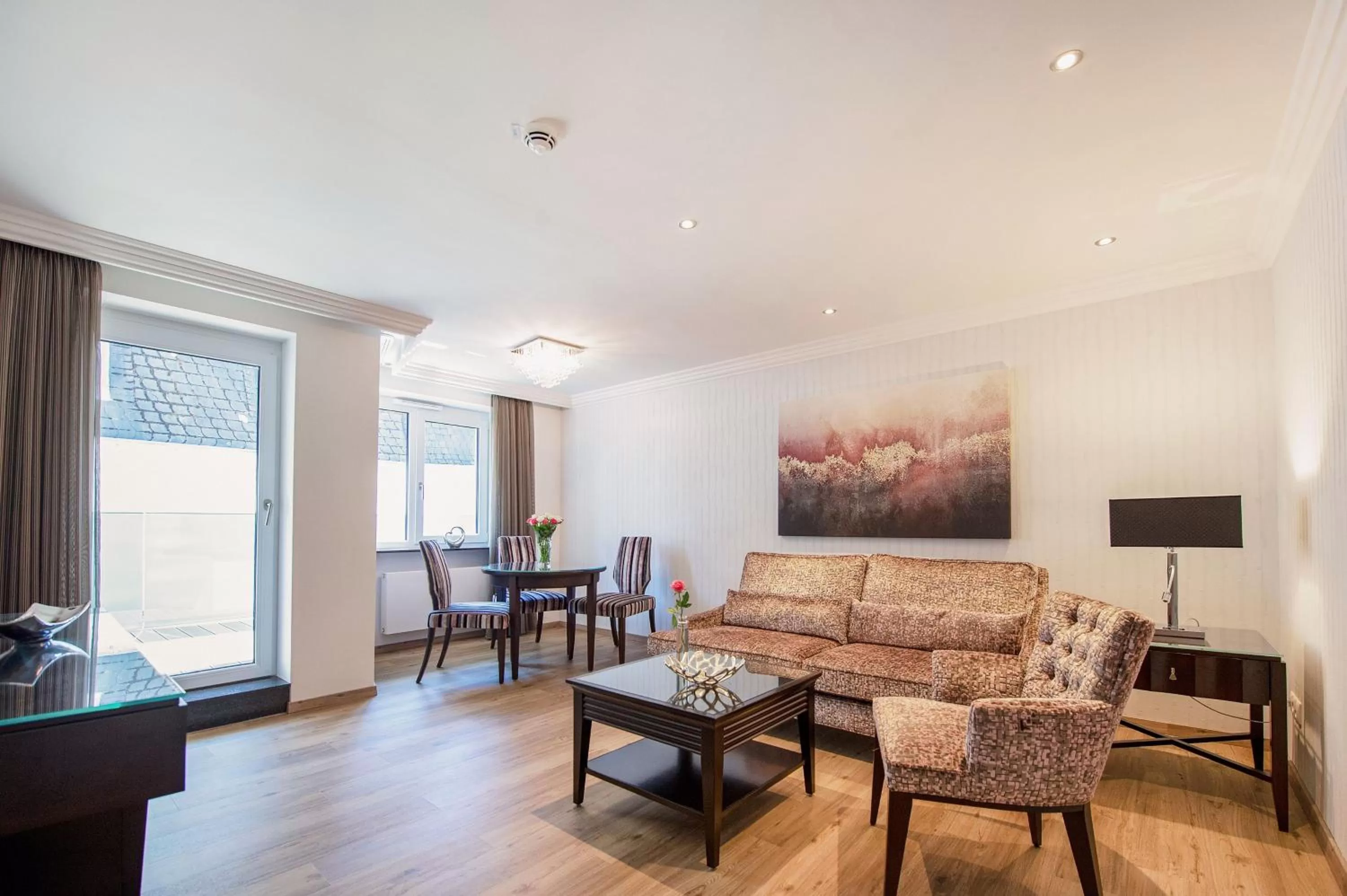 Photo of the whole room in Hotel Residenz am Rosengarten