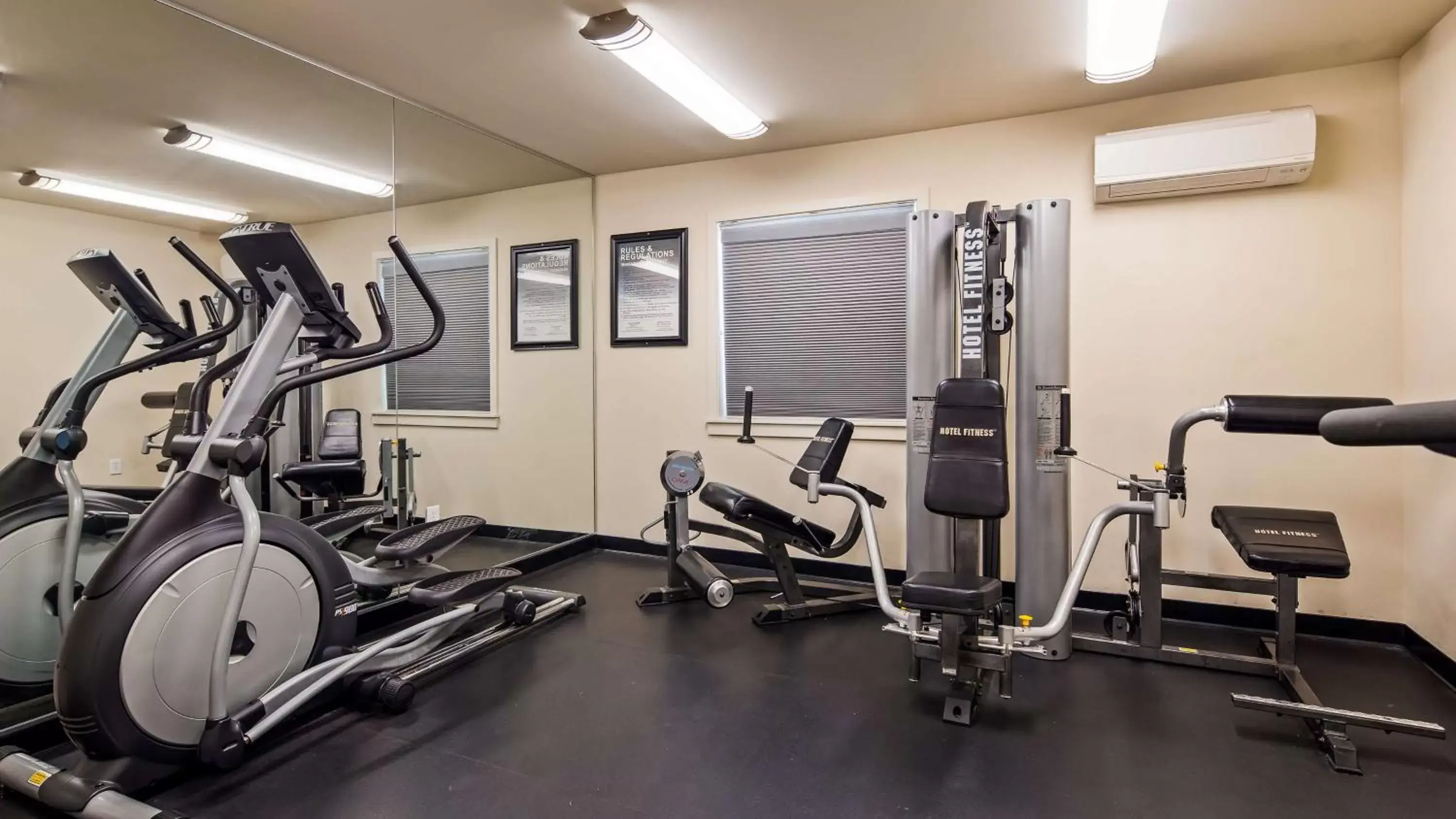 Fitness centre/facilities, Fitness Center/Facilities in Best Western Sandman Hotel