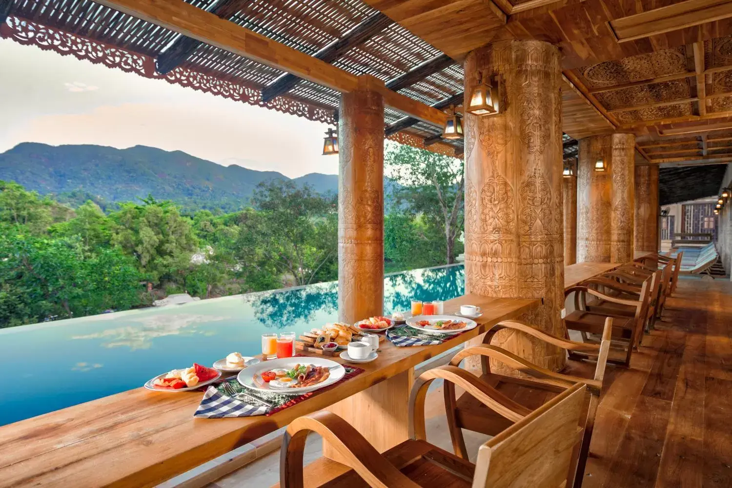 Restaurant/Places to Eat in Santhiya Tree Koh Chang Resort