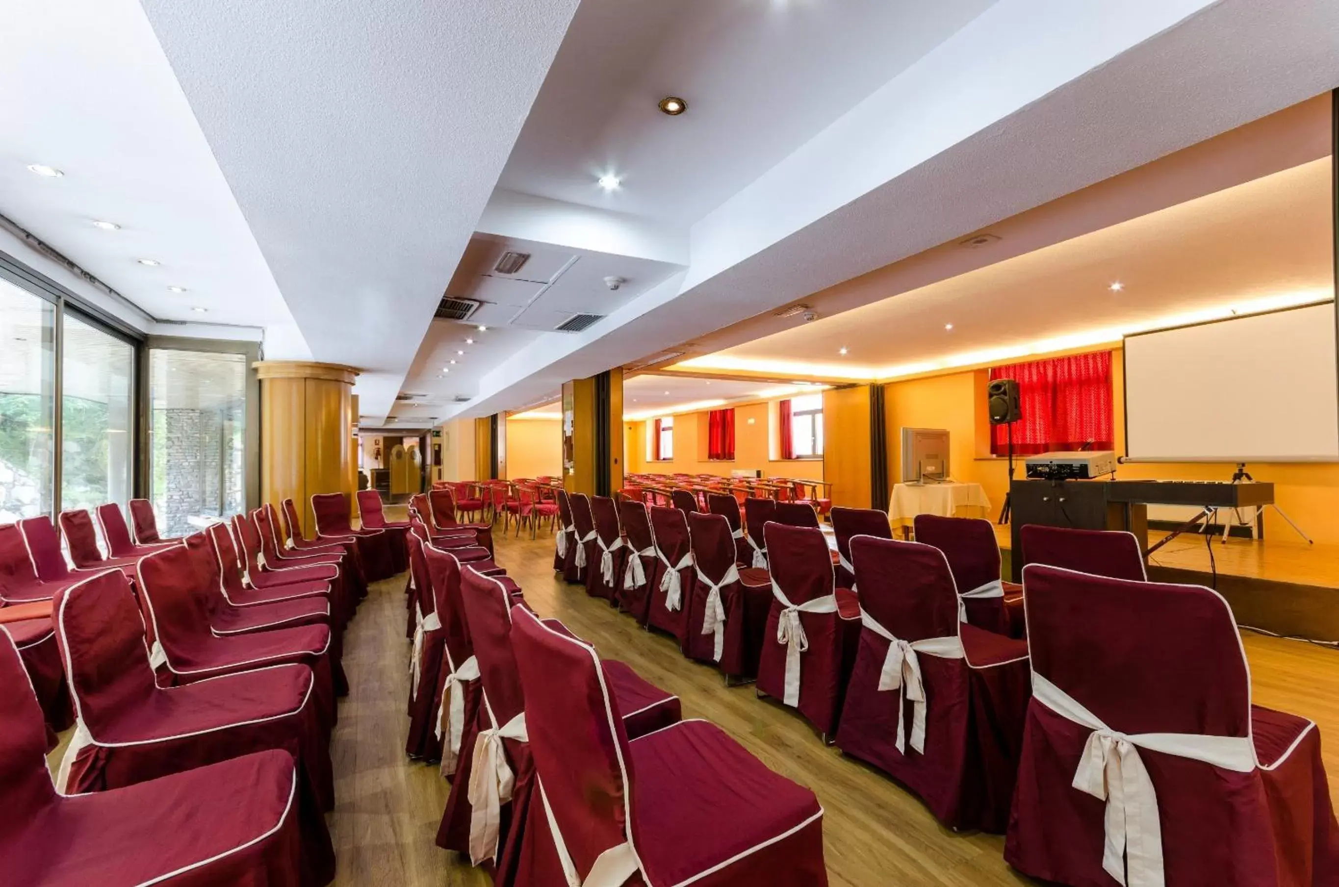 Banquet/Function facilities in Hotel Panorama